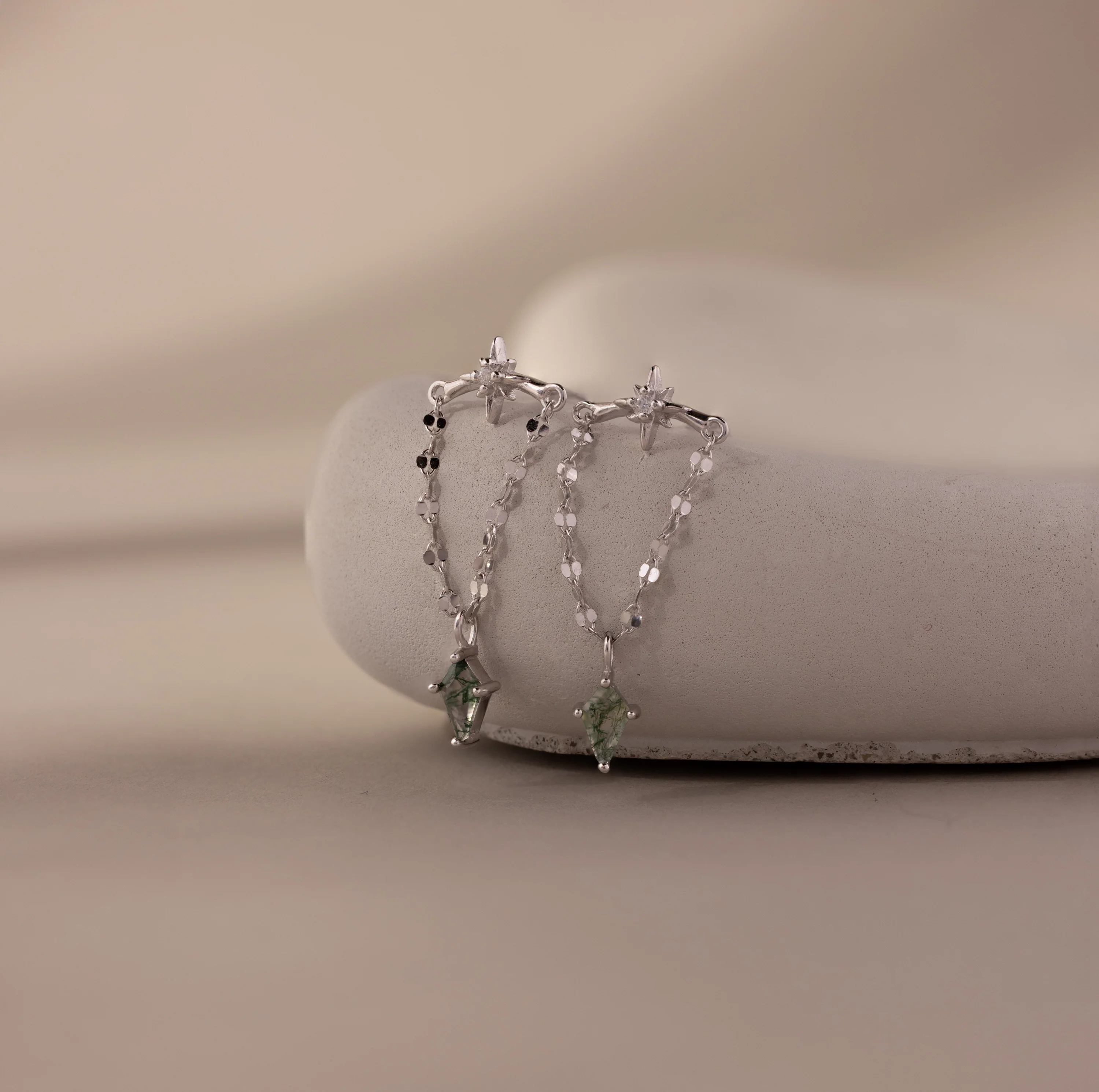 Agate Star Chain Earrings in Silver - Image 3