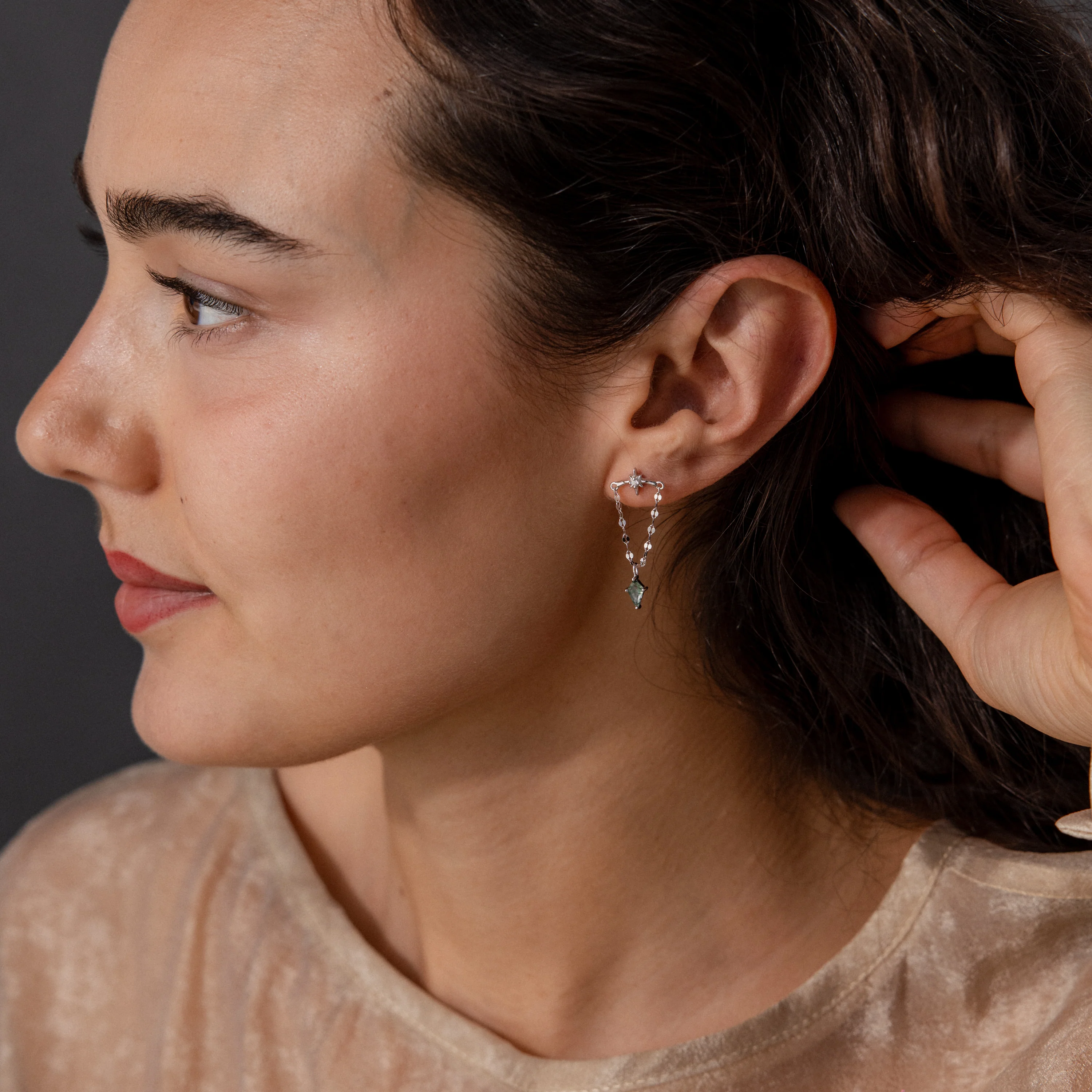 Agate Star Chain Earrings in Silver - Image 4