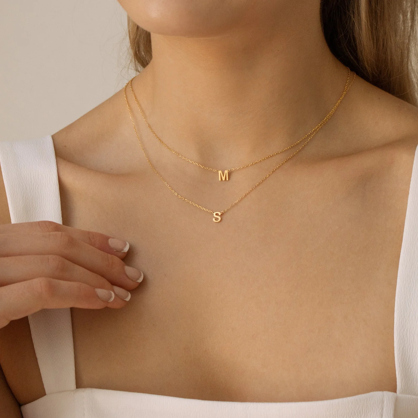 Alice Dainty Initial Necklace - Image 3