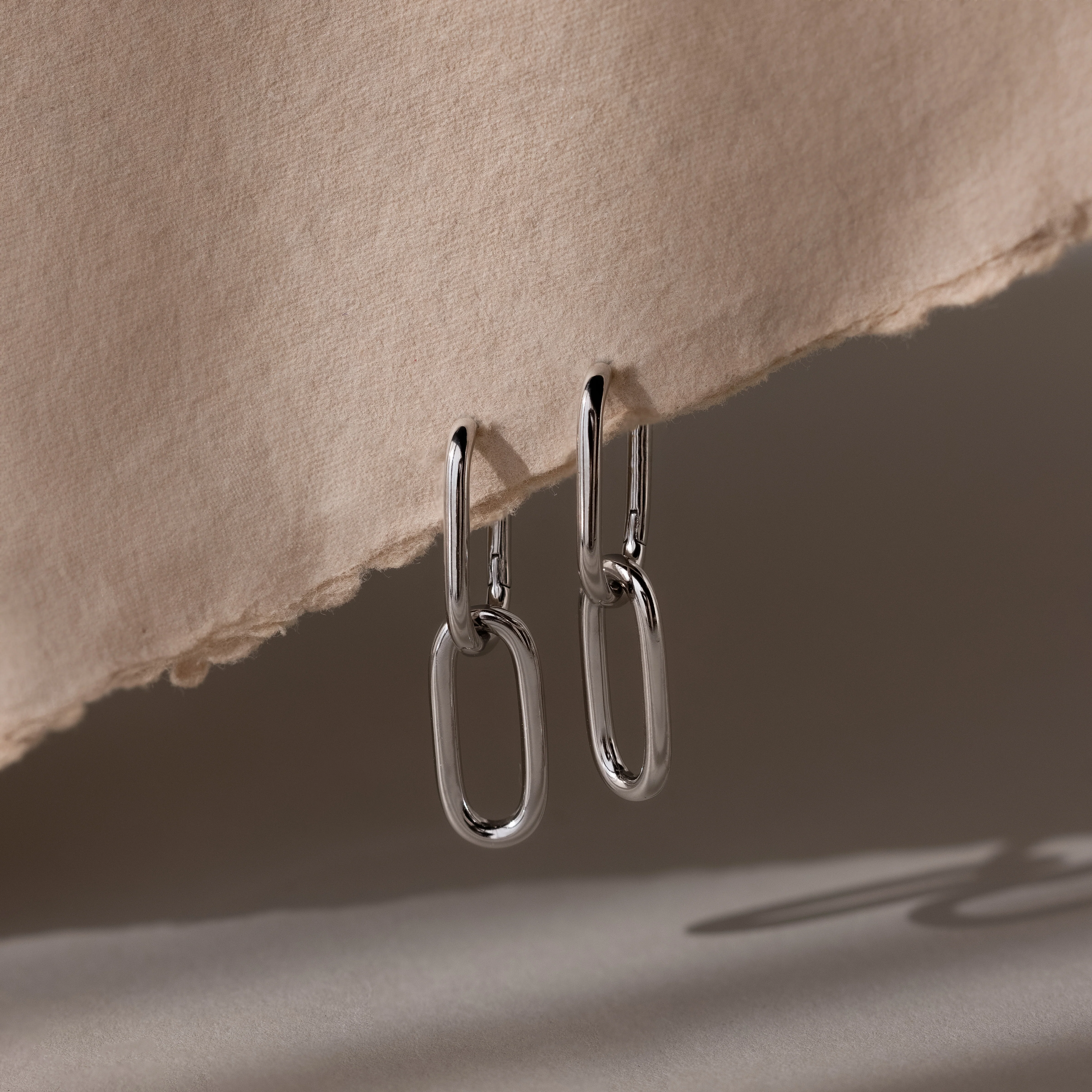 Amanda Link Earrings in Silver