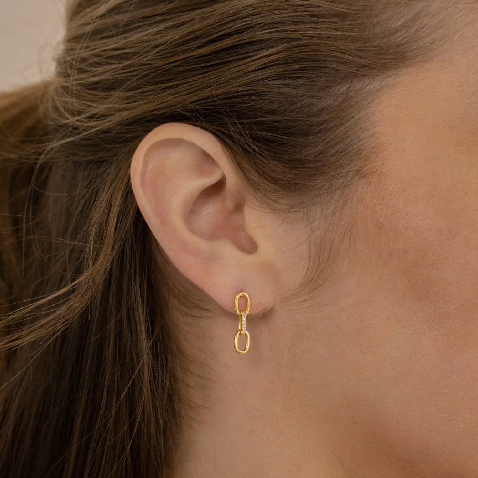 Amia Pave Link Earrings - Image 2