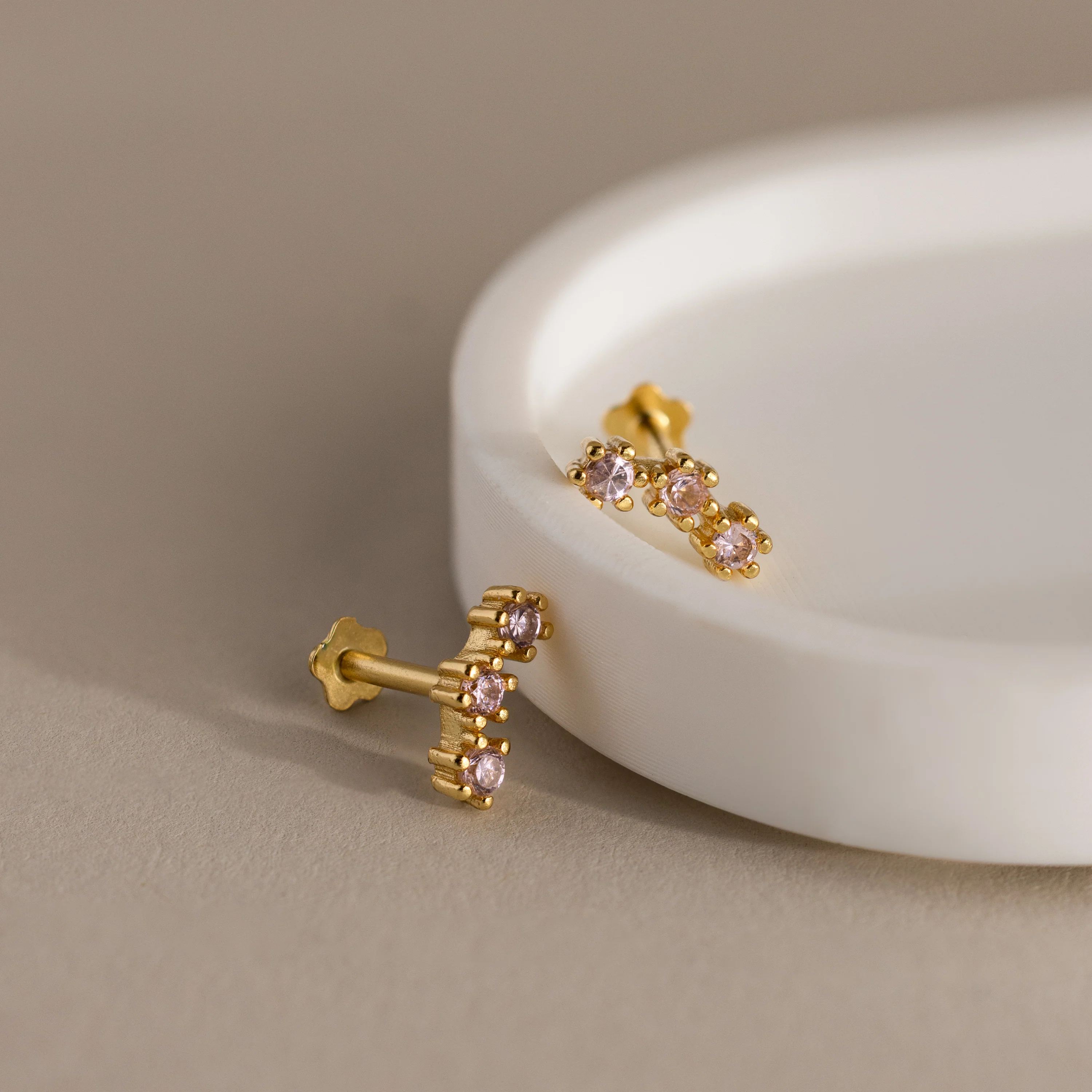 Diamond Cluster Flatback Studs - Image 3