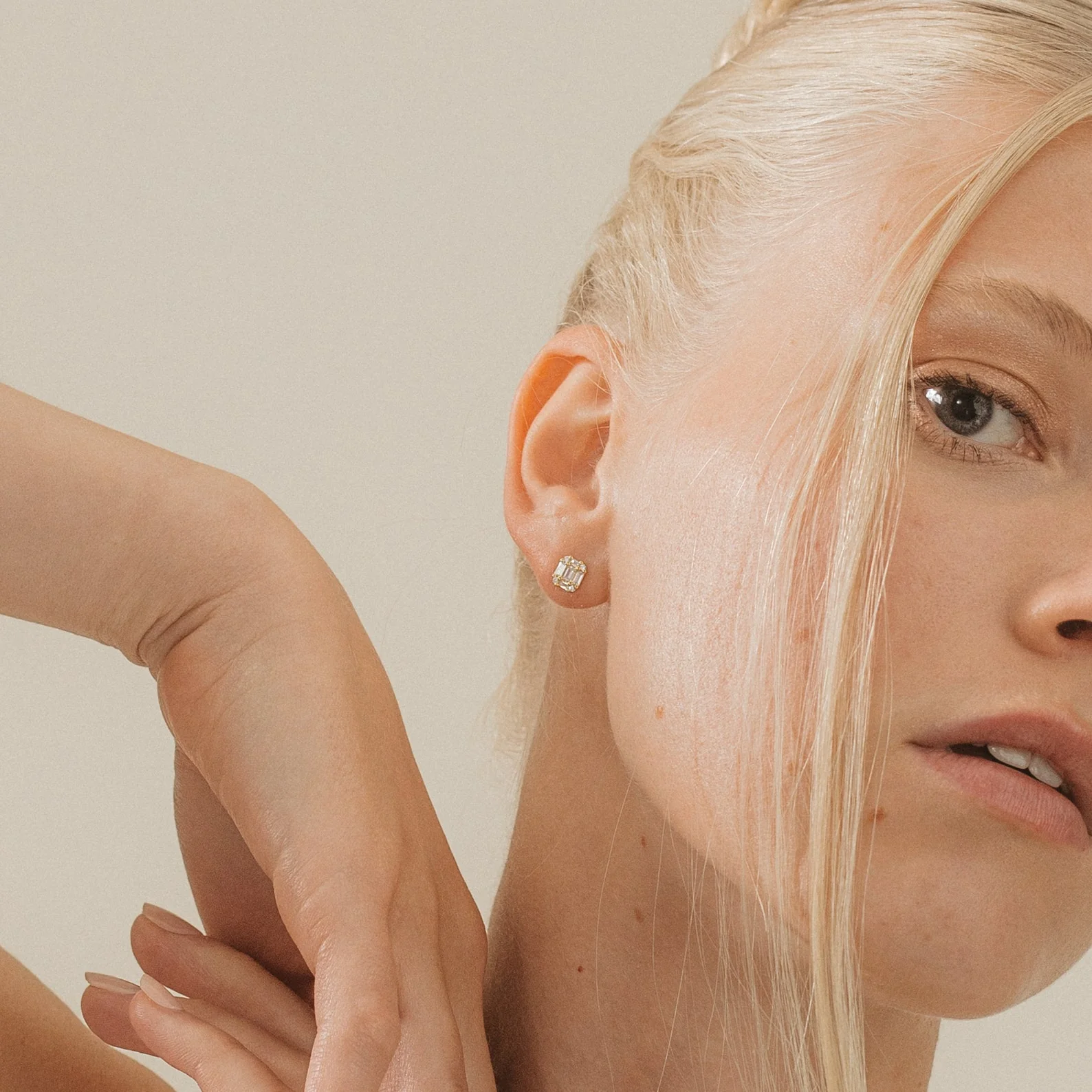 Arabella Diamond Studs - Image 8