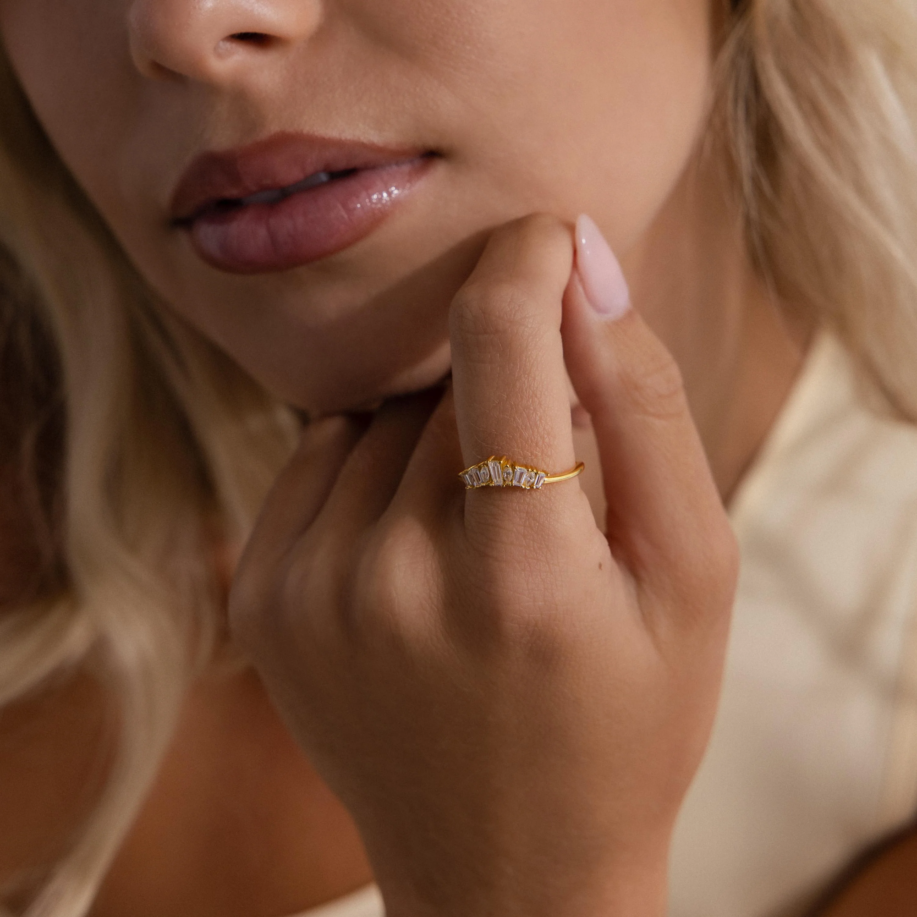 Art Deco Curve Diamond Ring - Image 8