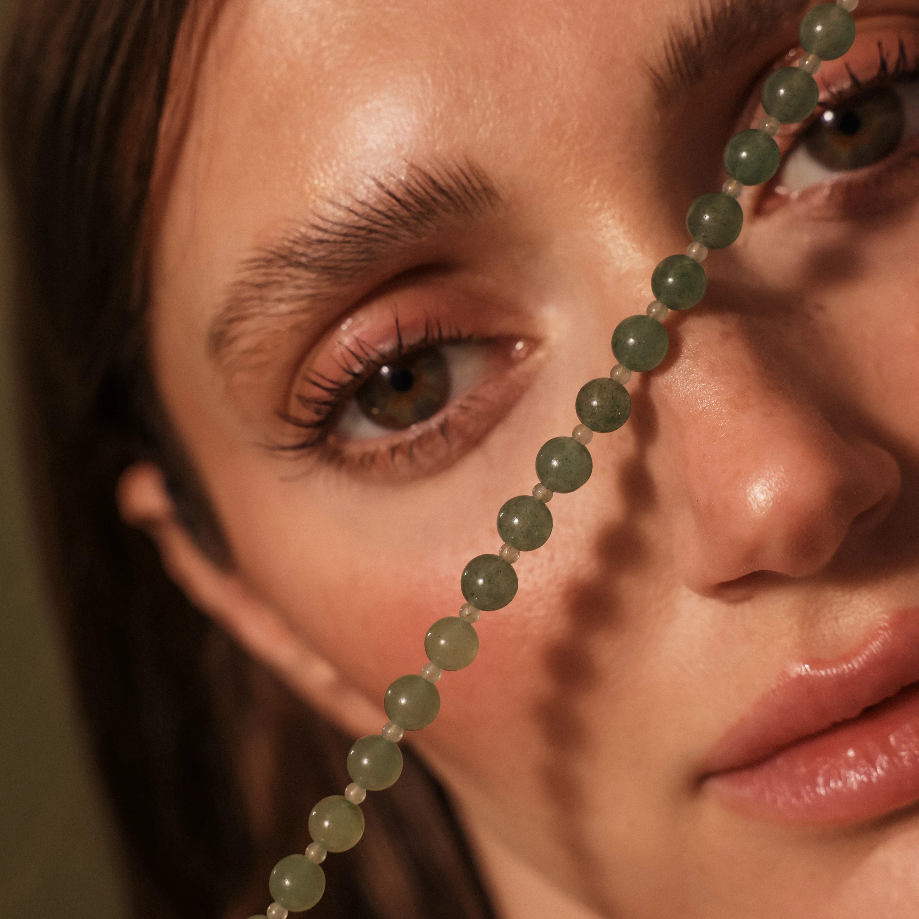 Aventurine Choker Necklace in Silver - Image 8