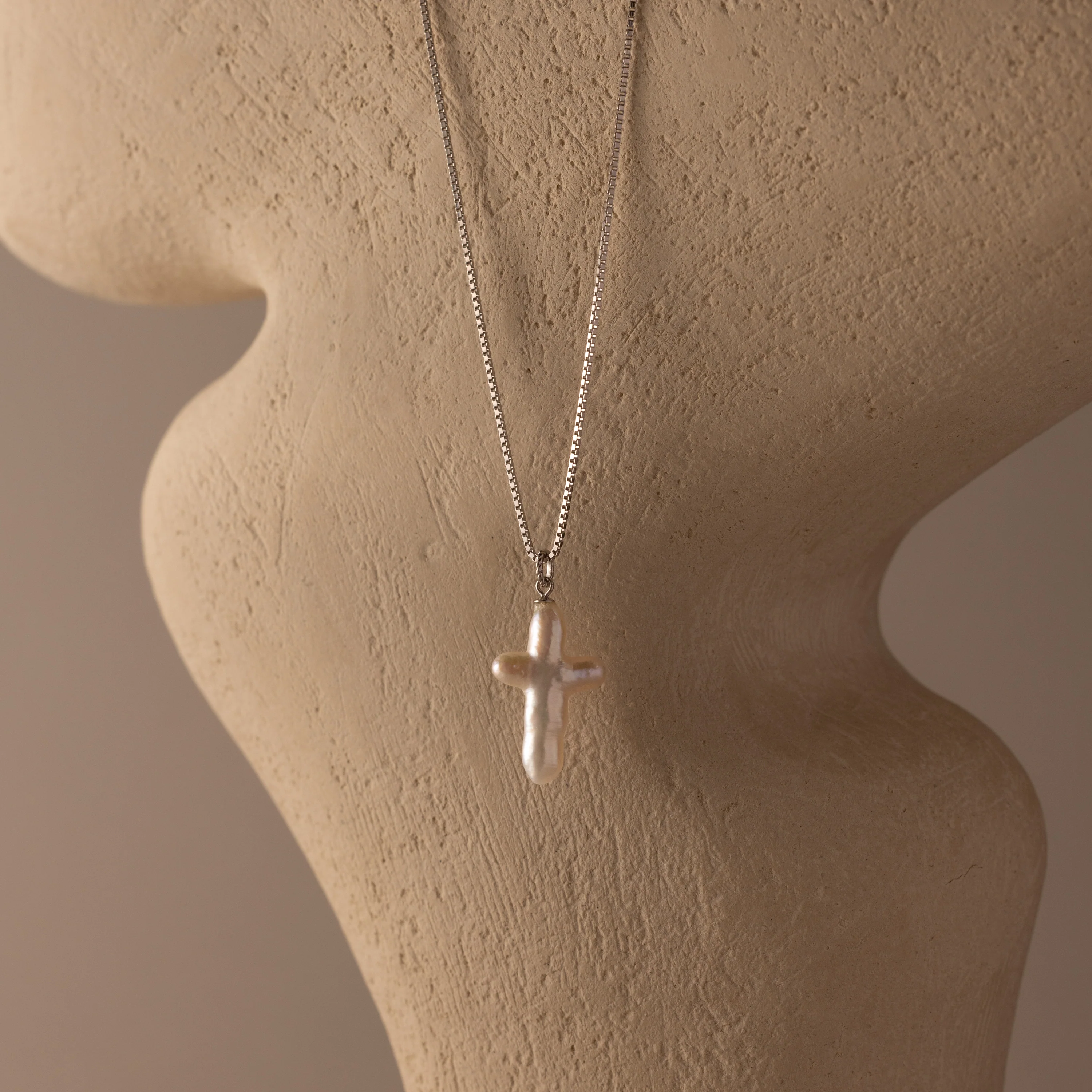 Baroque Pearl Cross Necklace in Silver - Image 3