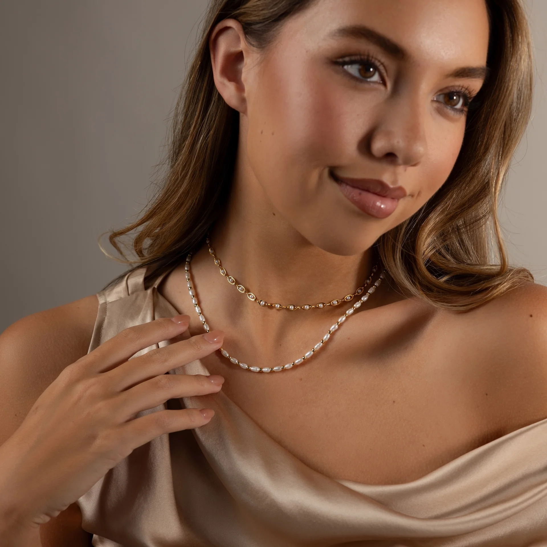 Beaded Pearl Necklace in 18K Gold - Image 8