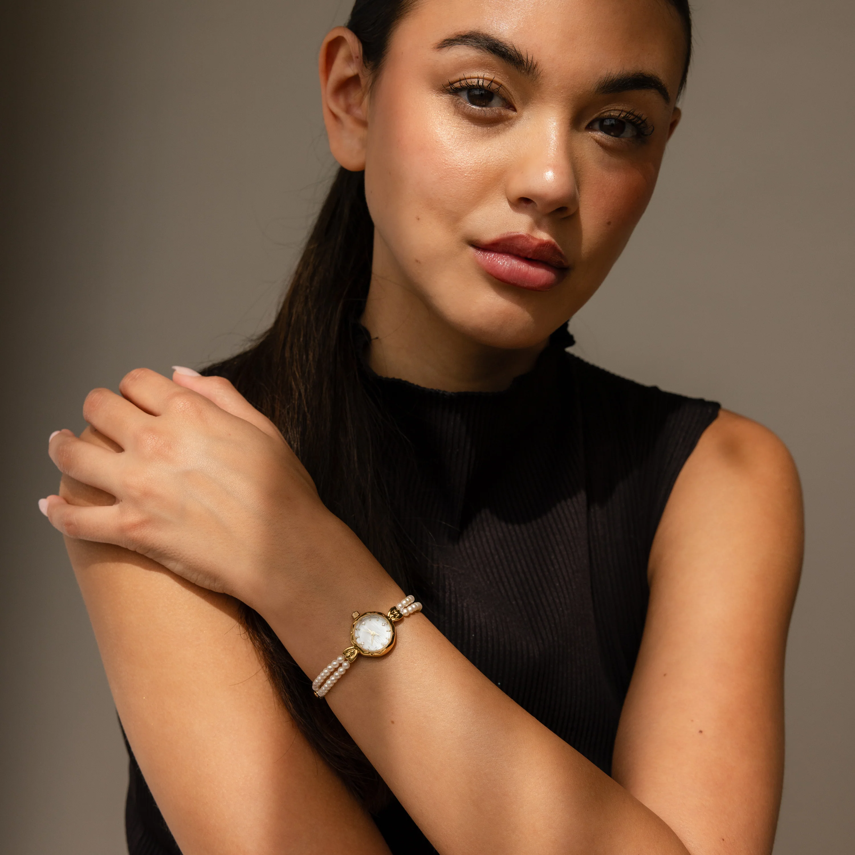 Beaded Pearl Timepiece in 18K Gold - Image 4