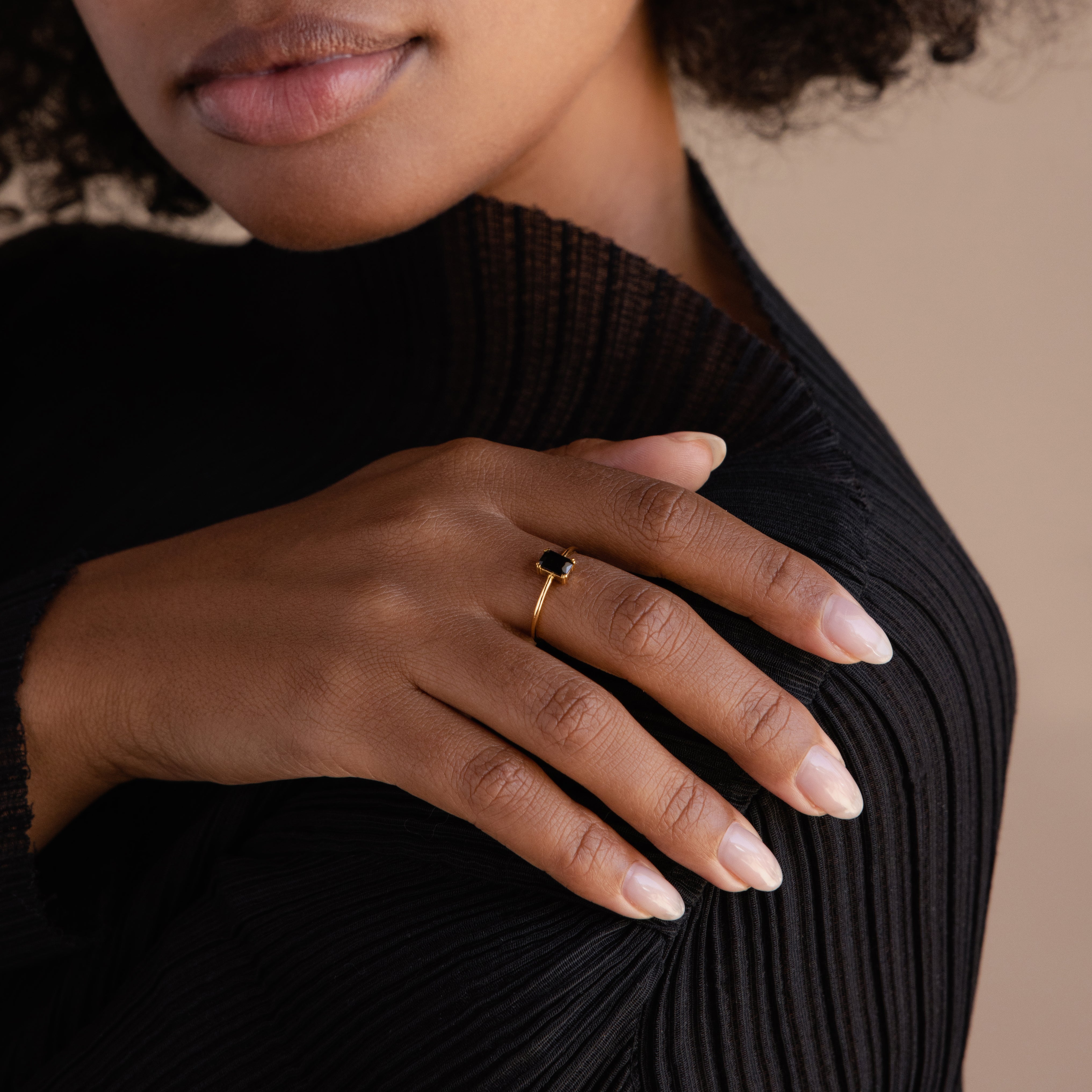 Black Emerald Ring - Image 4