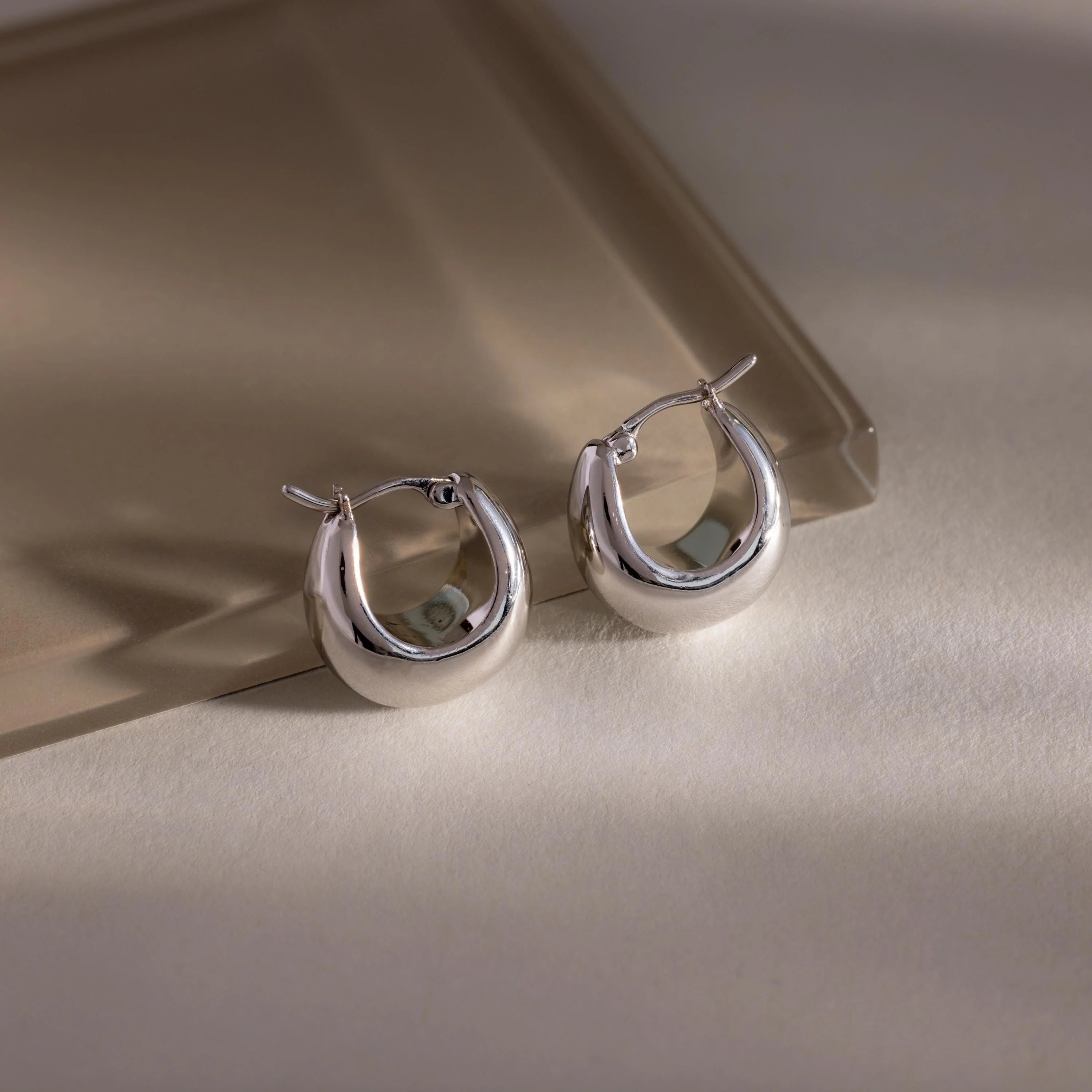 Bold Teardrop Earrings in Silver - Image 3