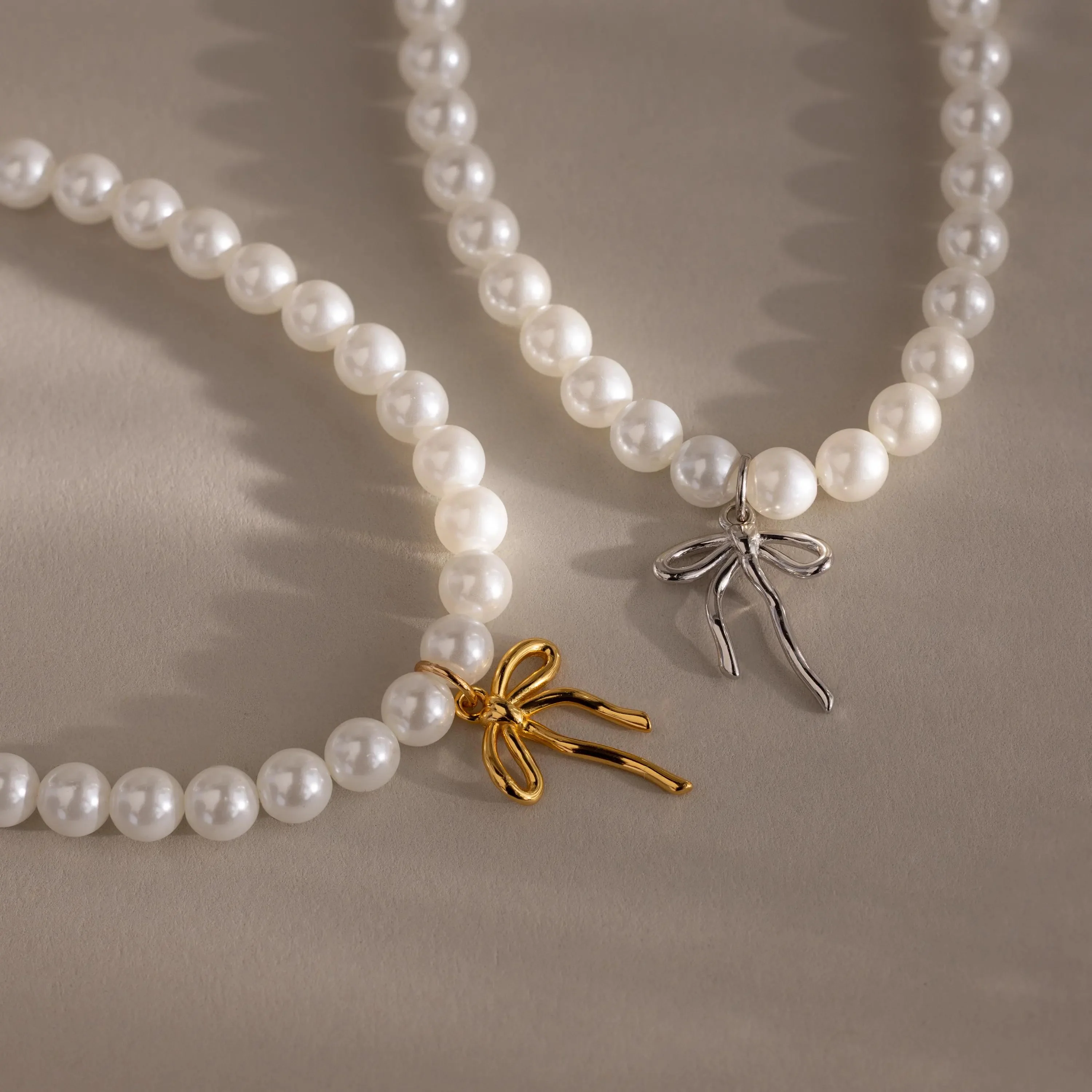 Bow Pearl Bracelet - Image 7