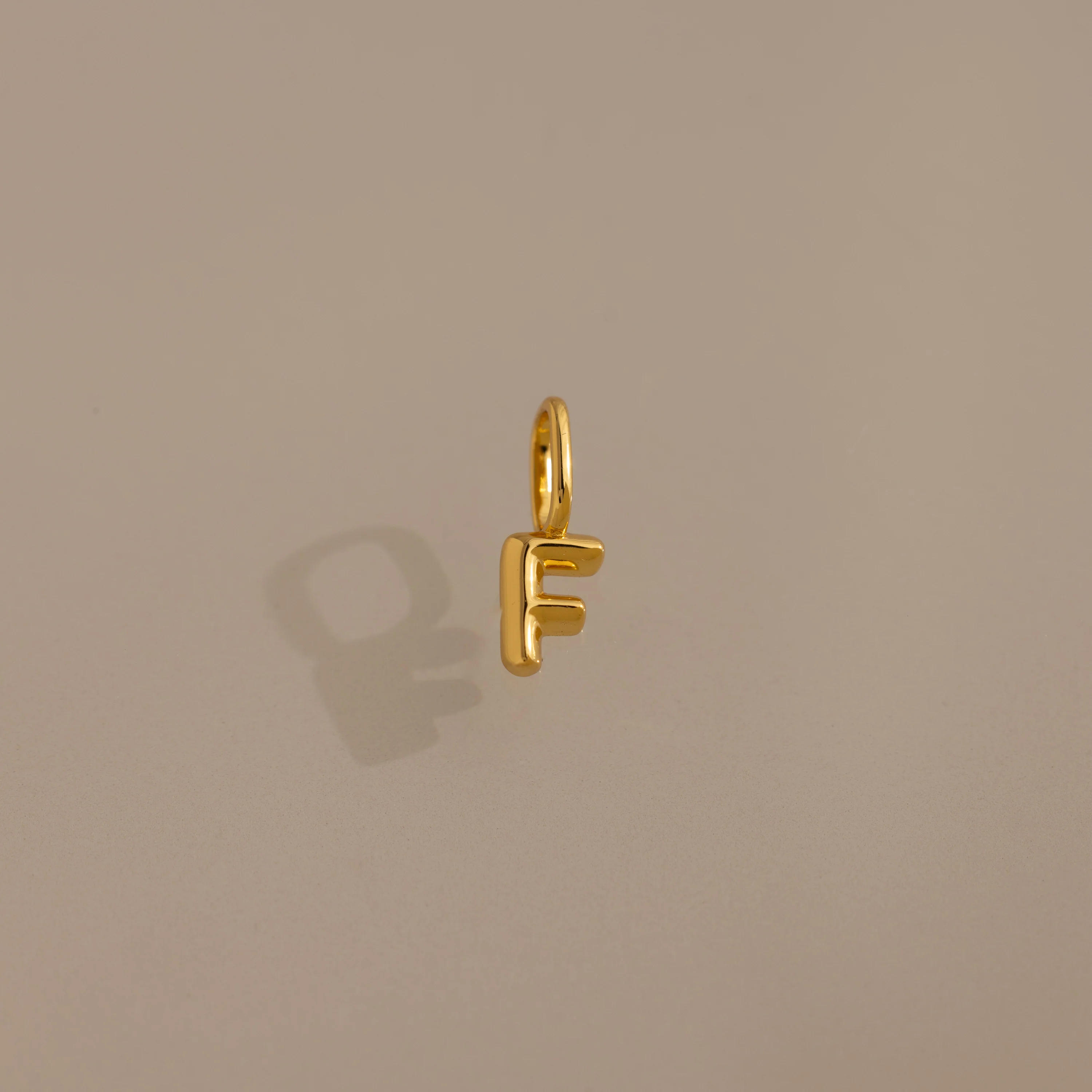 Bubble Letter Charm in 18K Gold - Image 9