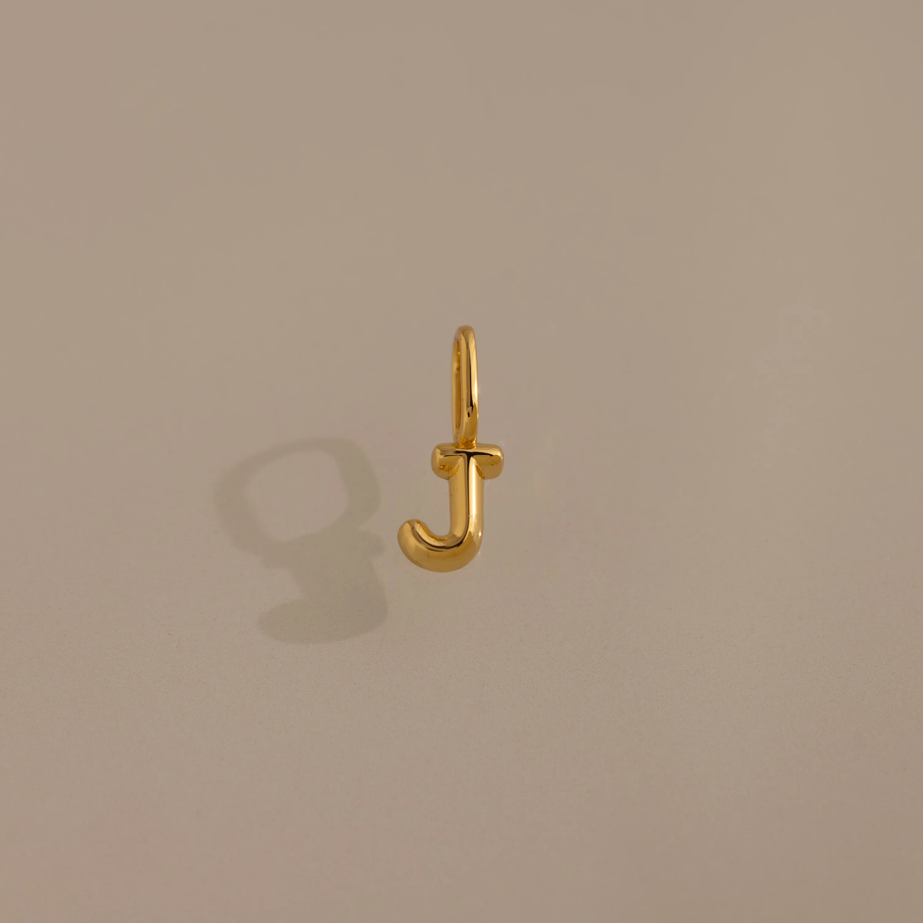 Bubble Letter Charm in 18K Gold - Image 13