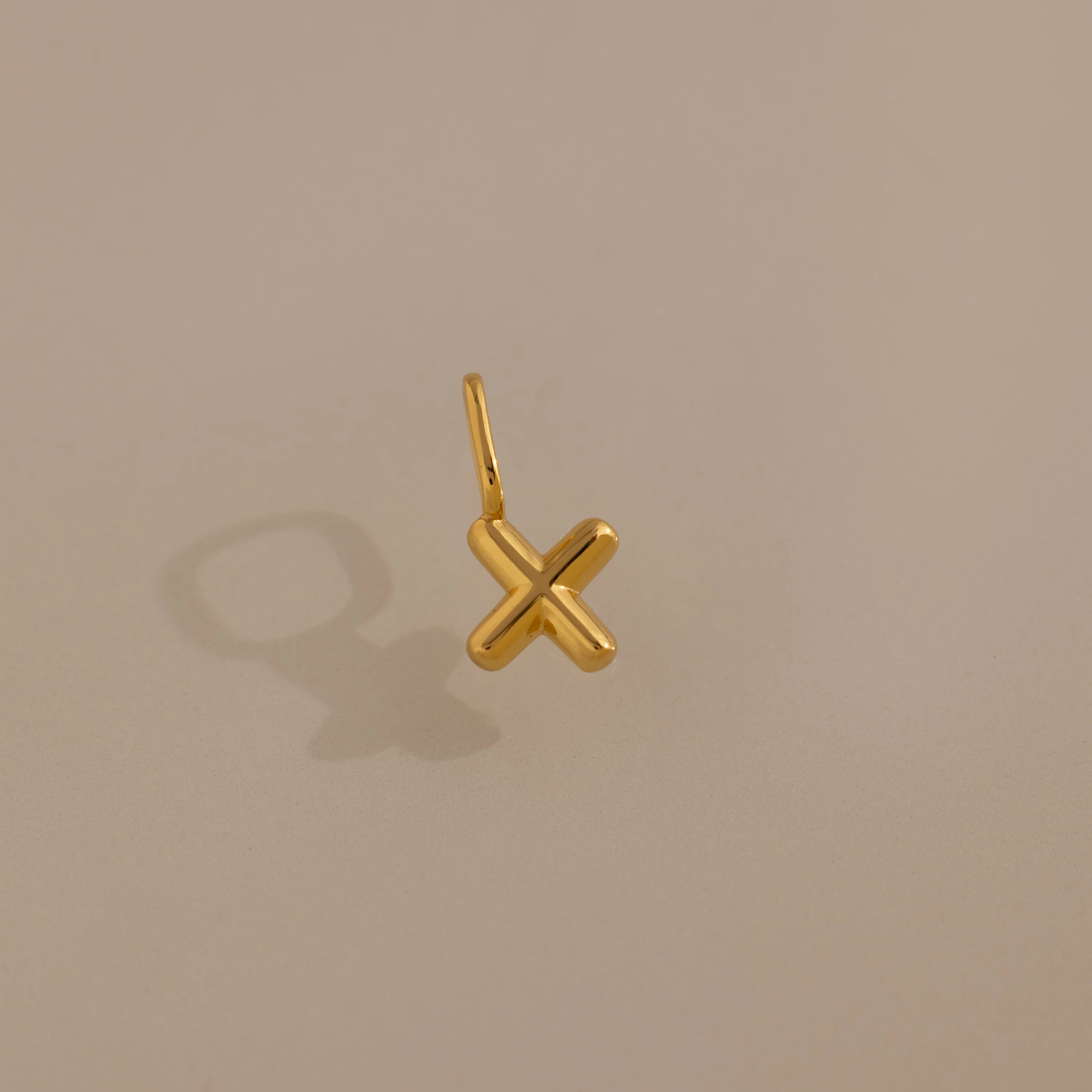 Bubble Letter Charm in 18K Gold - Image 27