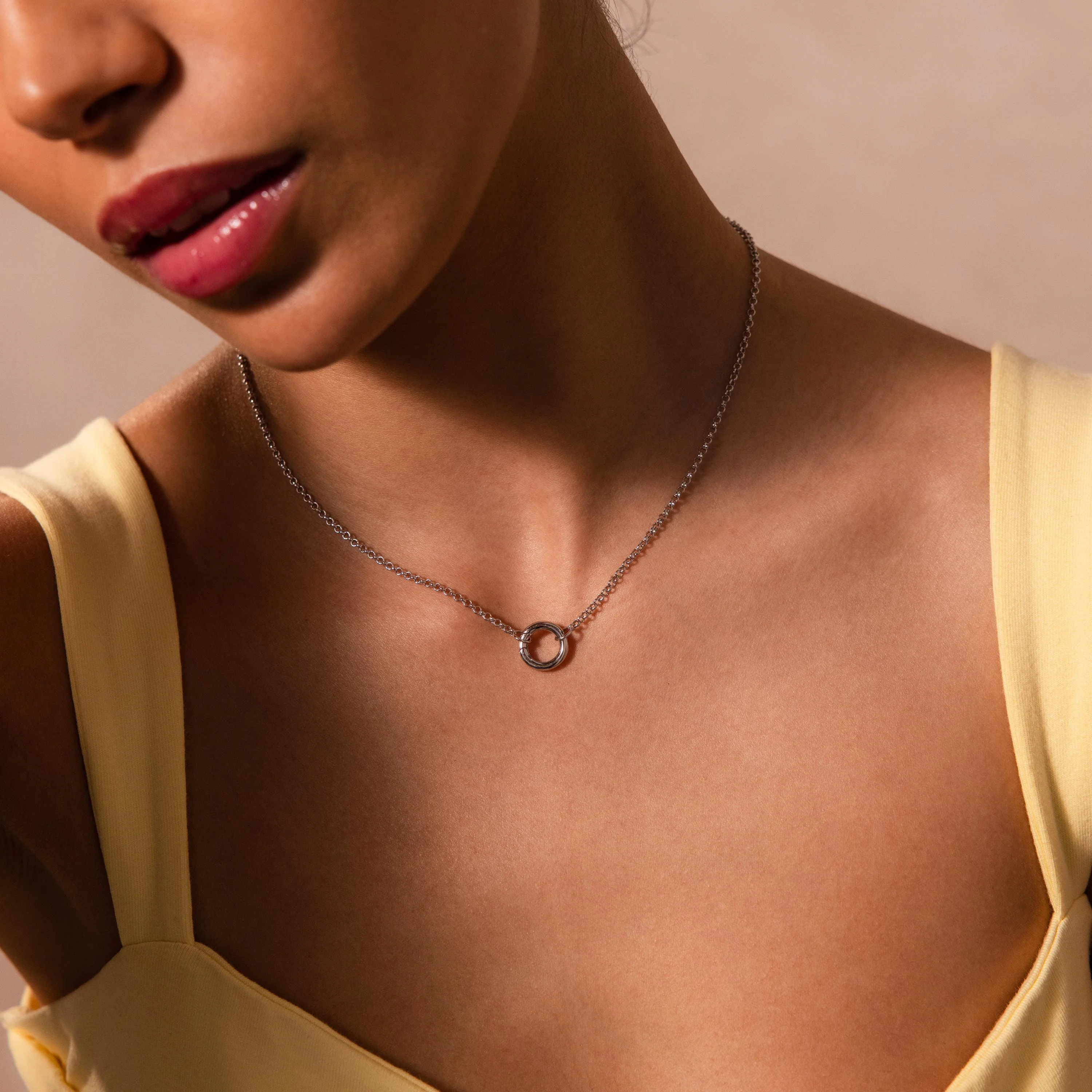 Cable Circle Charm Necklace in Silver - Image 6