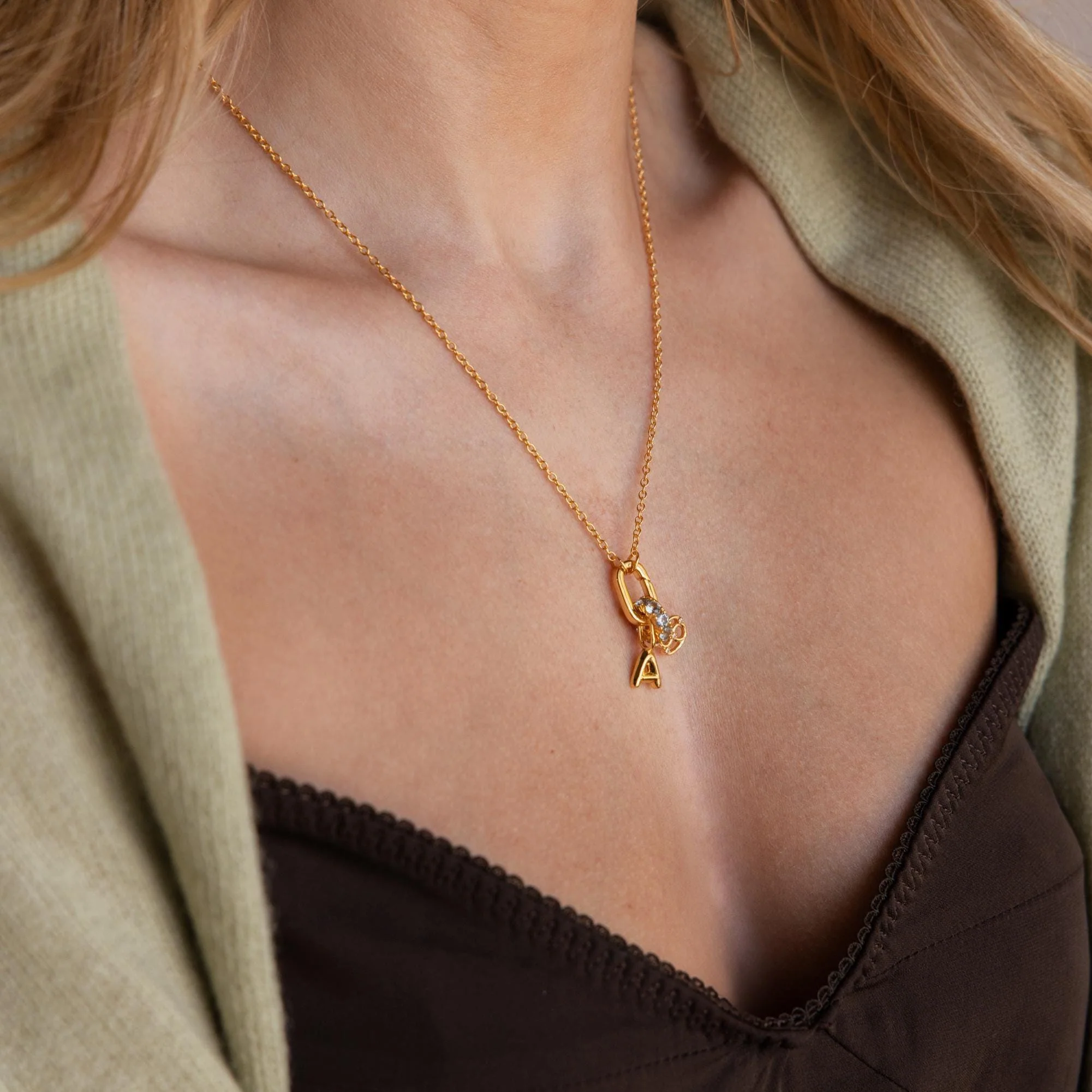 Multipurpose Charm Hoop Clasp Set in 18K Gold - Image 4