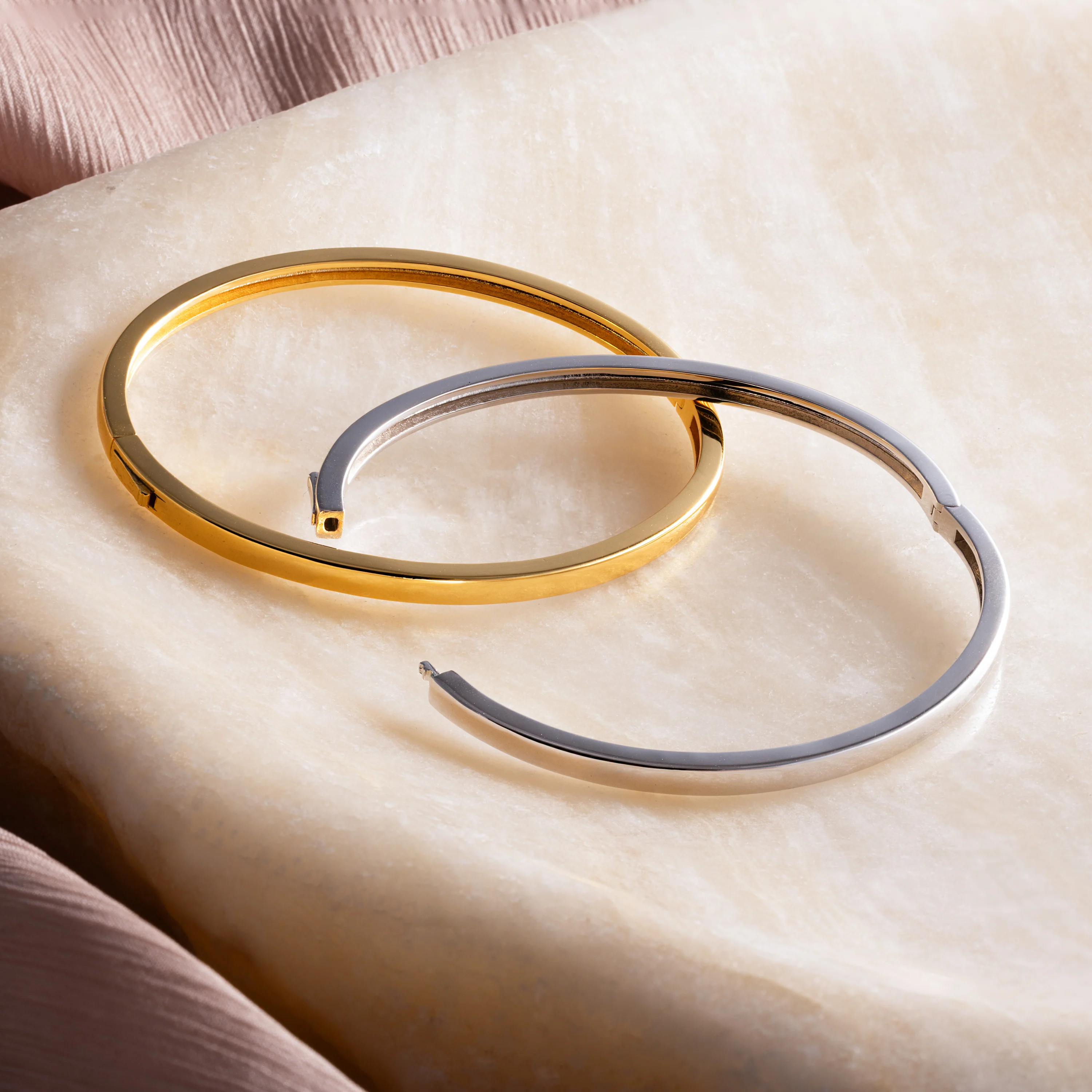 Classic Bangle in Silver - Image 3