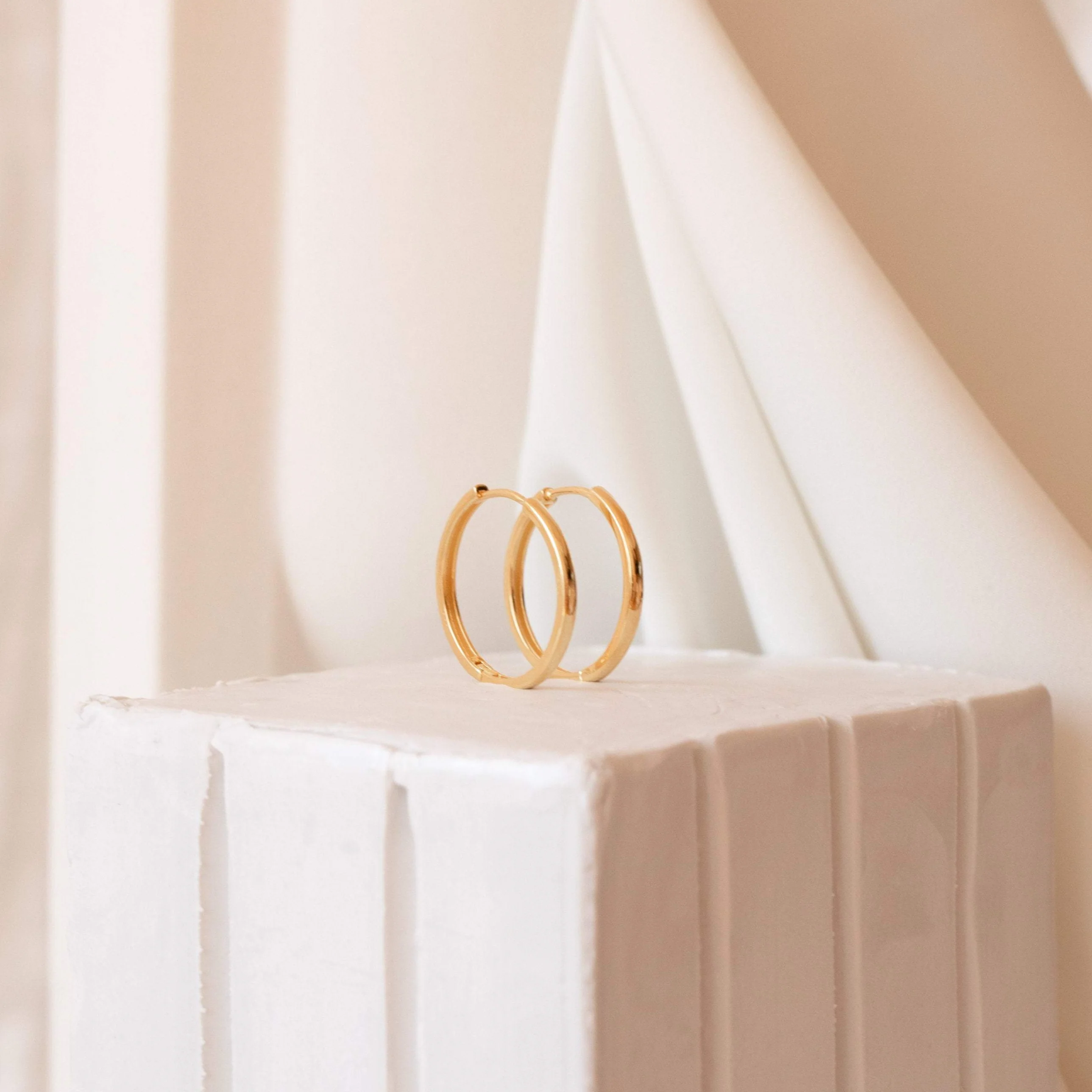 Classic Hoops - Image 3