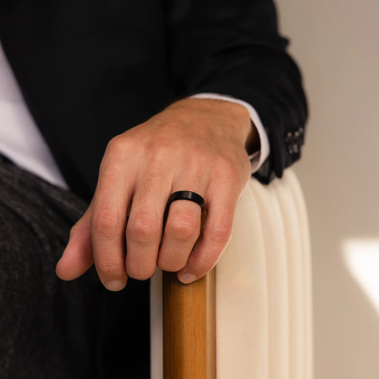 Classic Men's Black Rings Set - Image 4