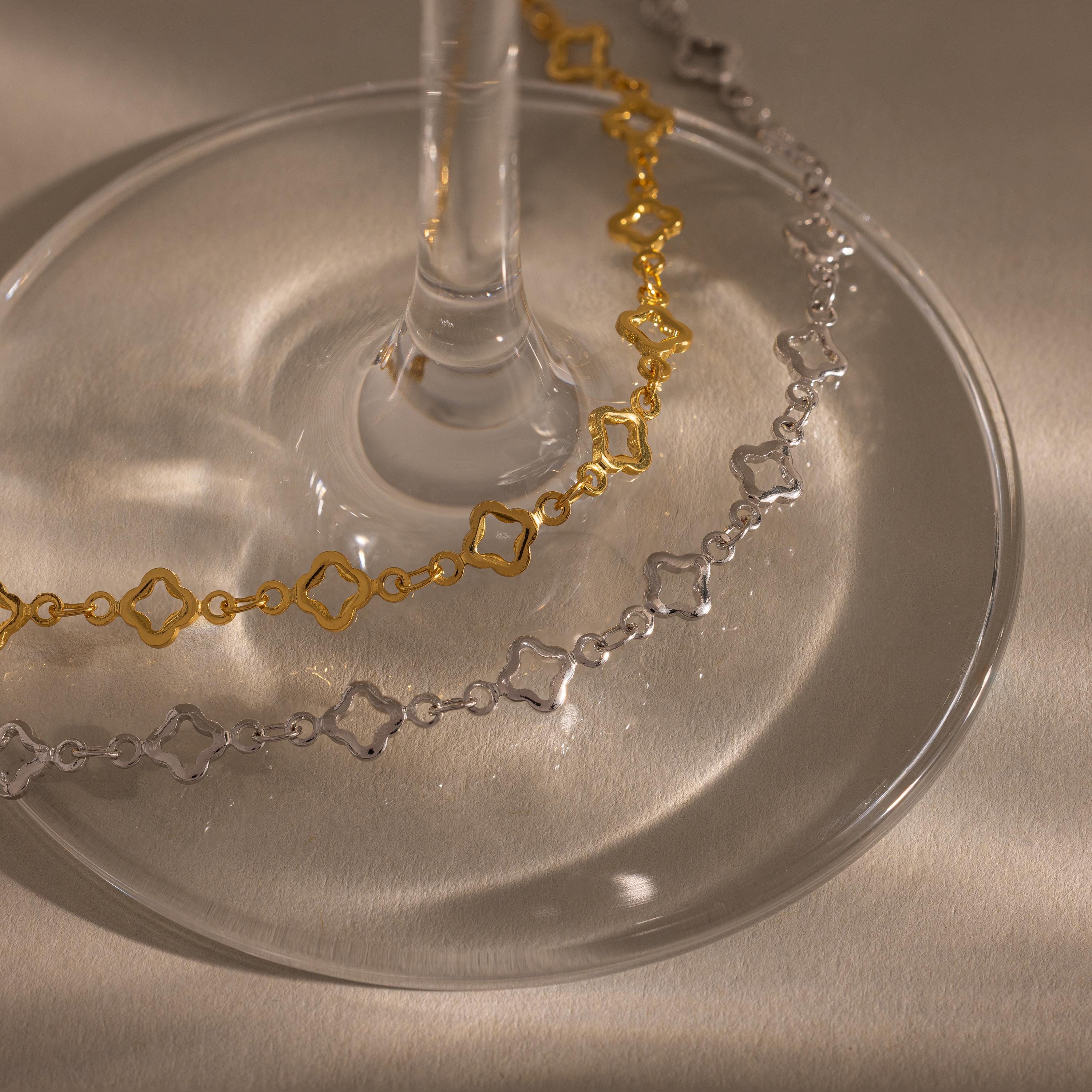 Clover Station Bracelet - Image 4