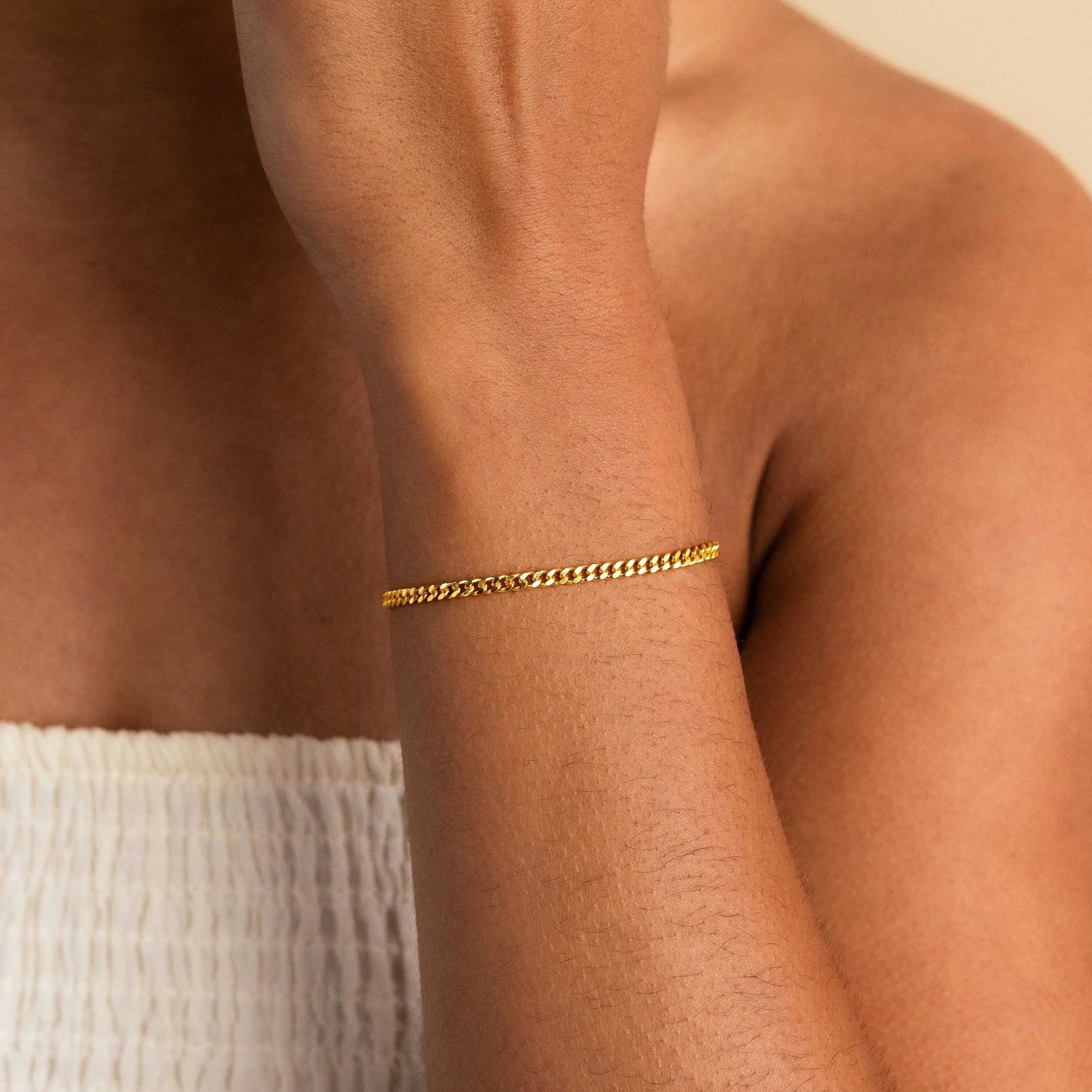 Curb Chain Bracelet - Image 2