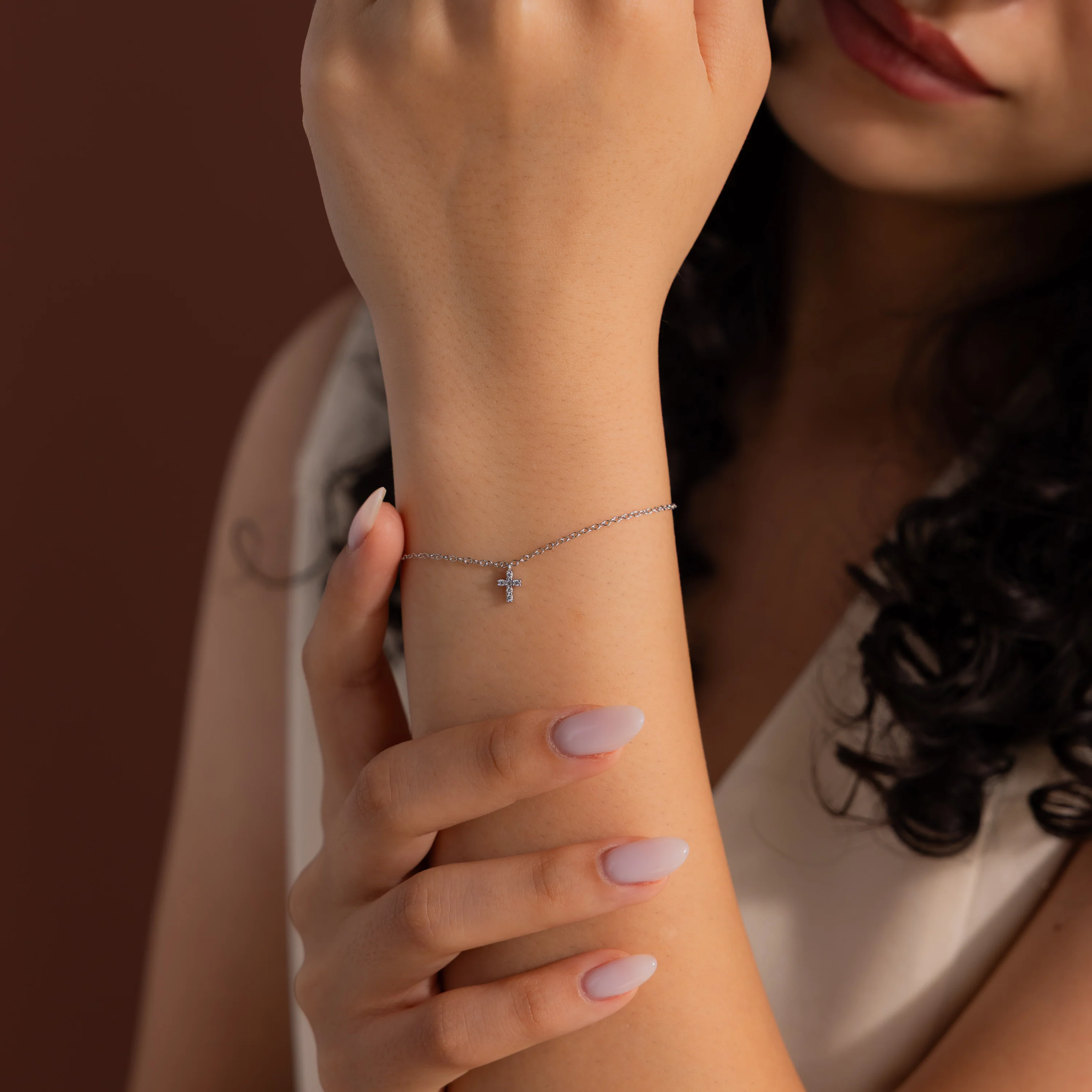 Dainty Cross Charm Bracelet in Silver - Image 4