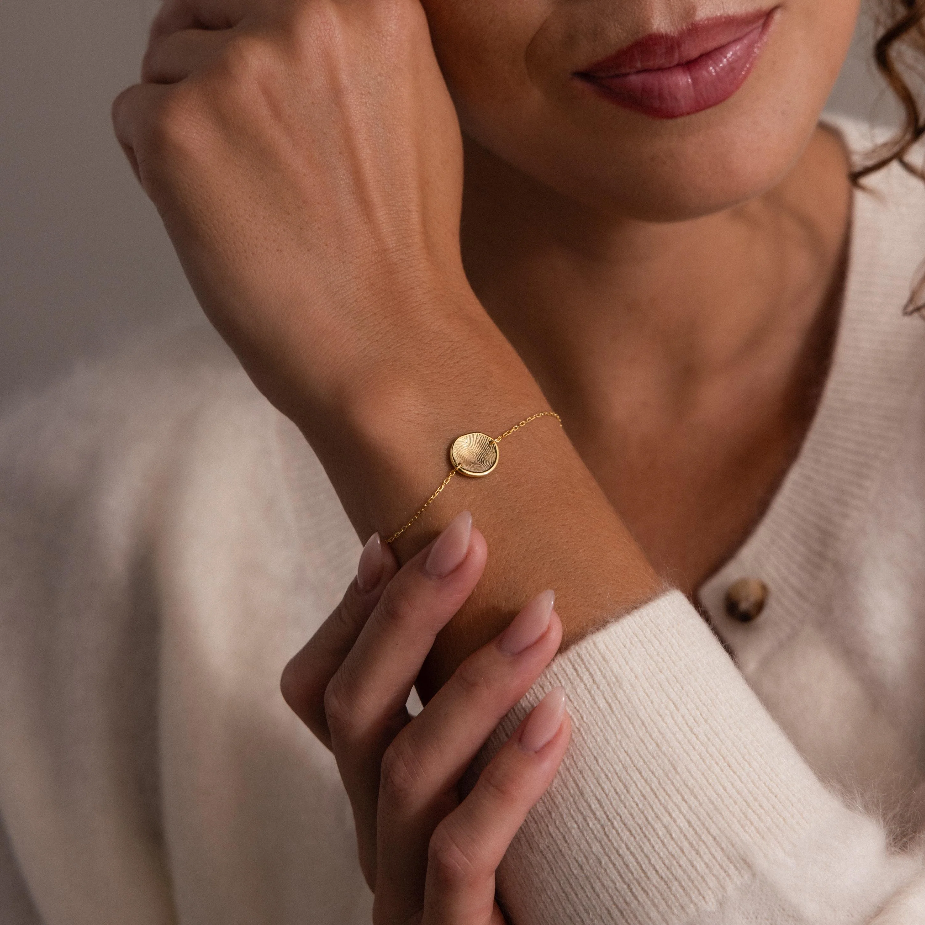Dainty Organic Fingerprint Bracelet - Image 9