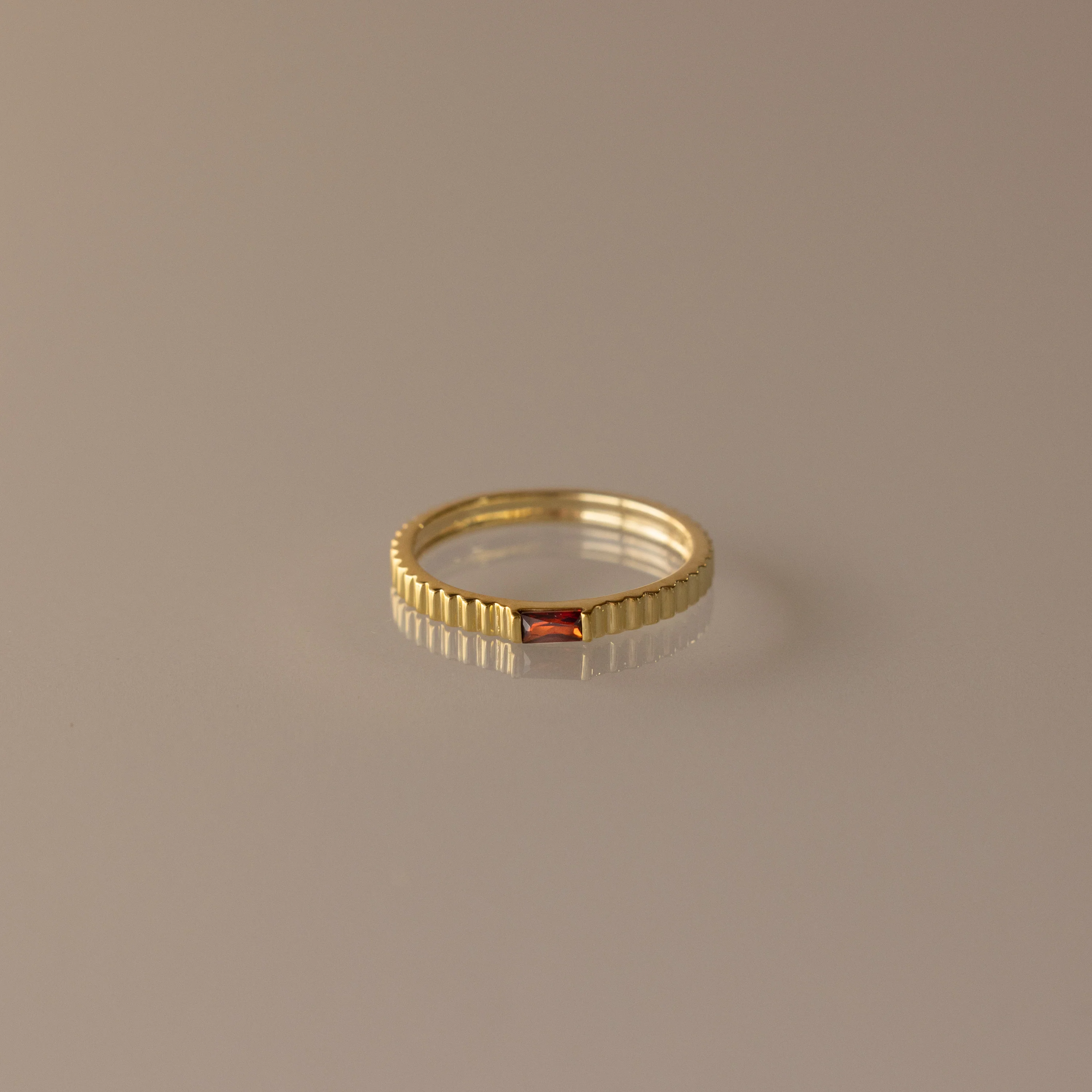 Dainty Ribbed Garnet Ring