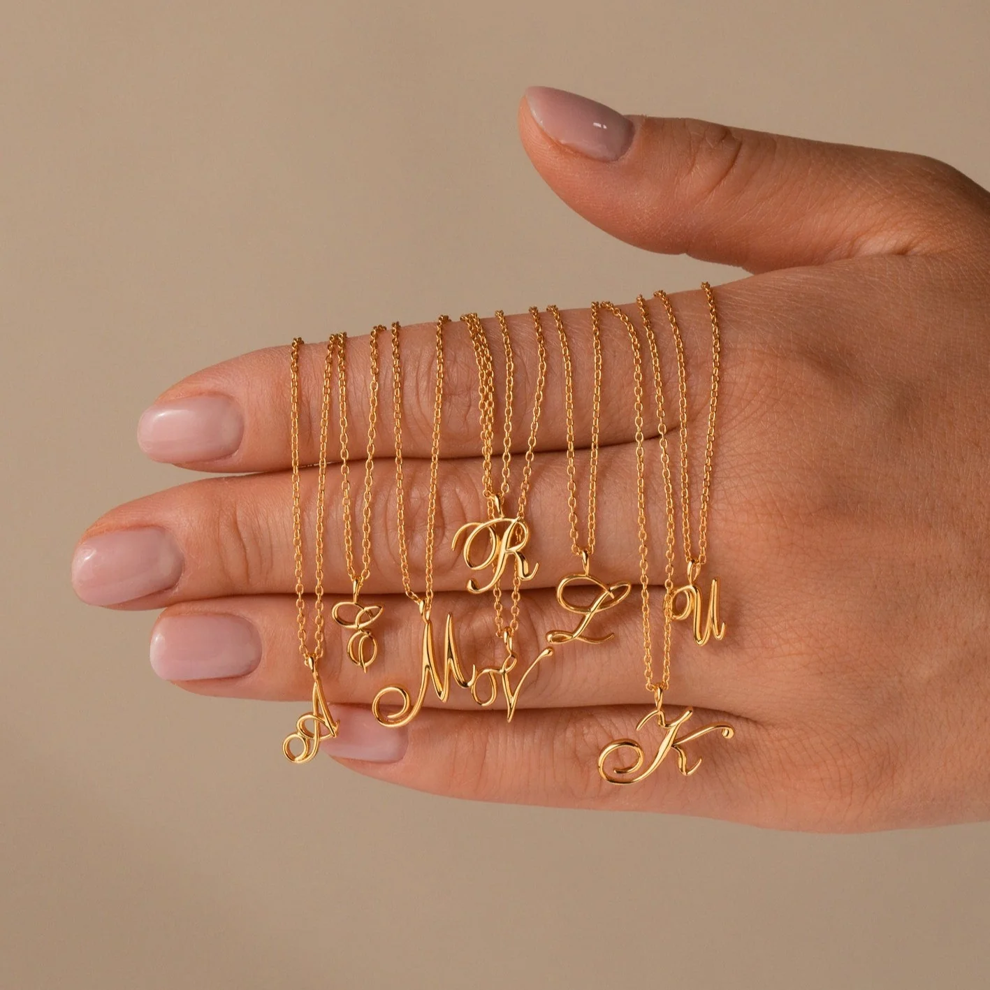Davina Letter Necklace - Image 4