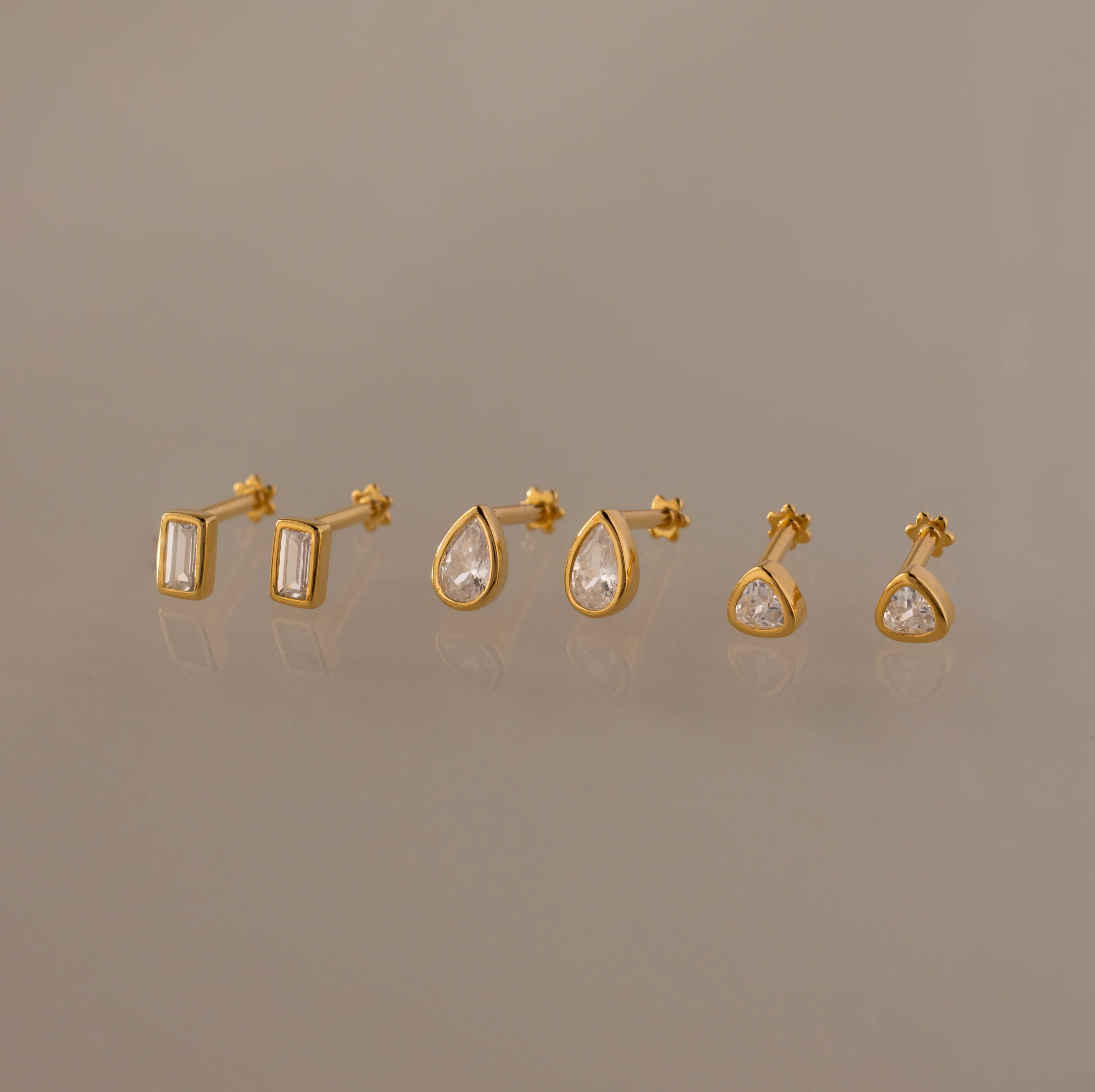 Diamond Bezel Flatback Studs Set - Image 8