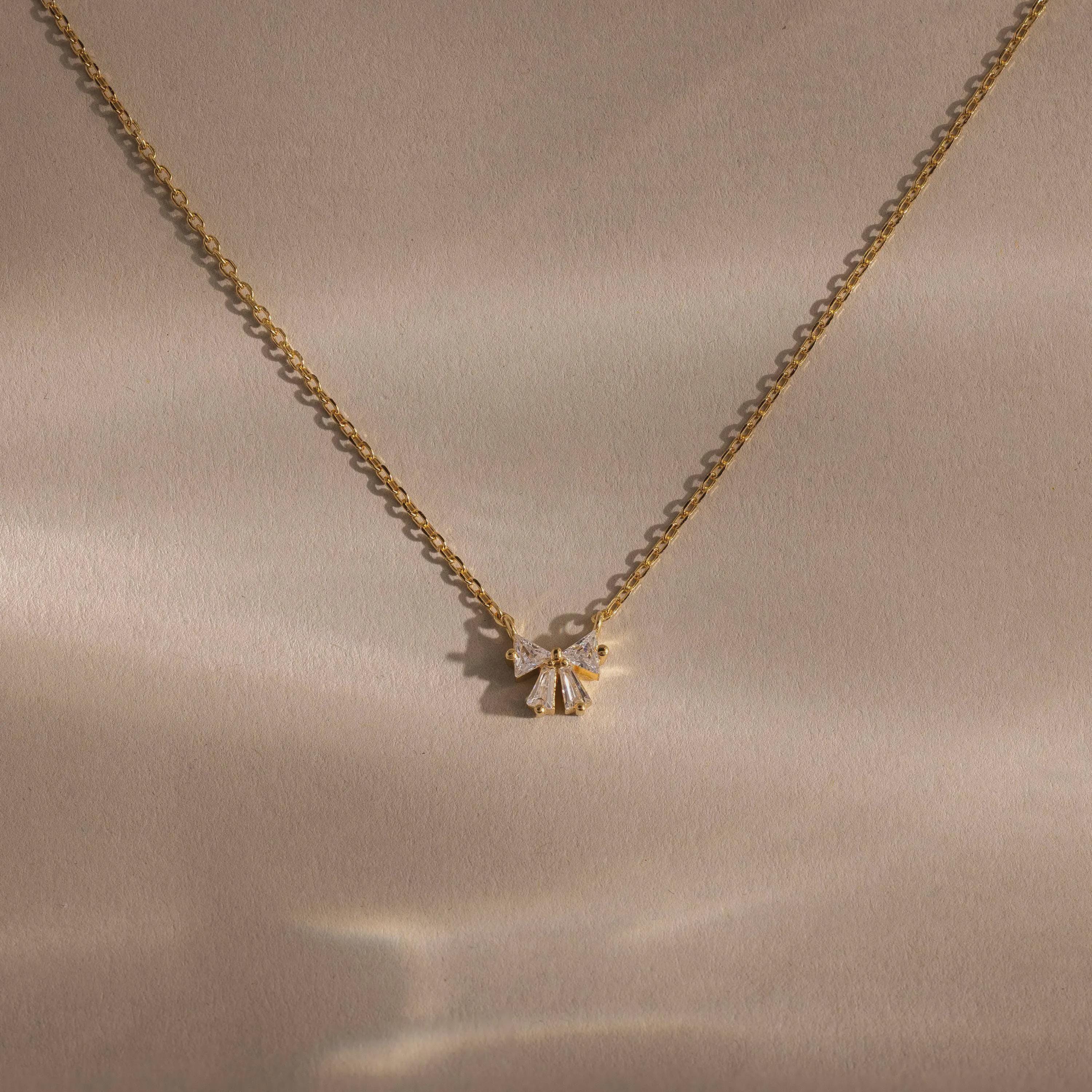 Diamond Bow Necklace & Earrings Set in 18K Gold - Image 3
