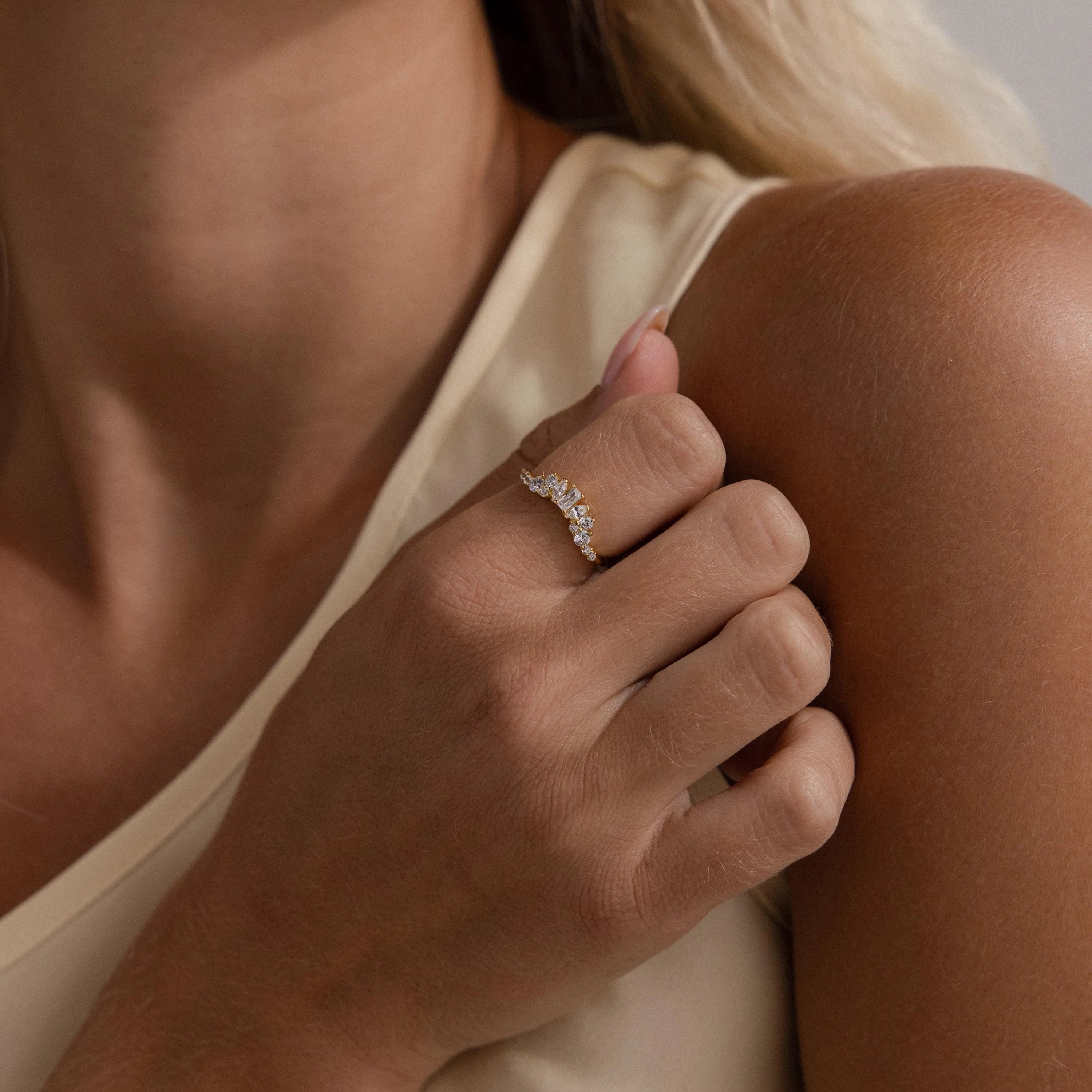 Diamond Curve Cluster Ring - Image 2