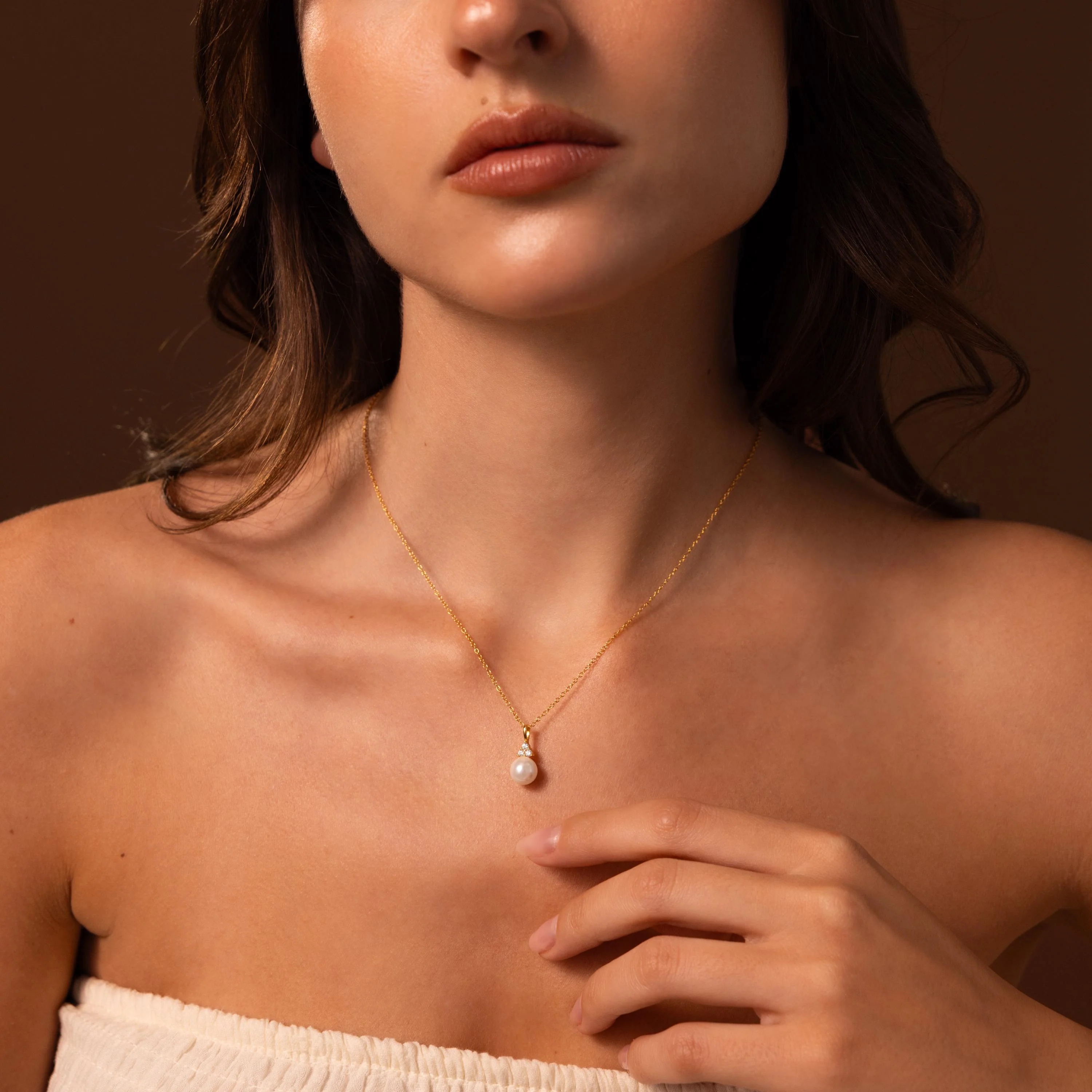 Diamond Halo Pearl Necklace - Image 5