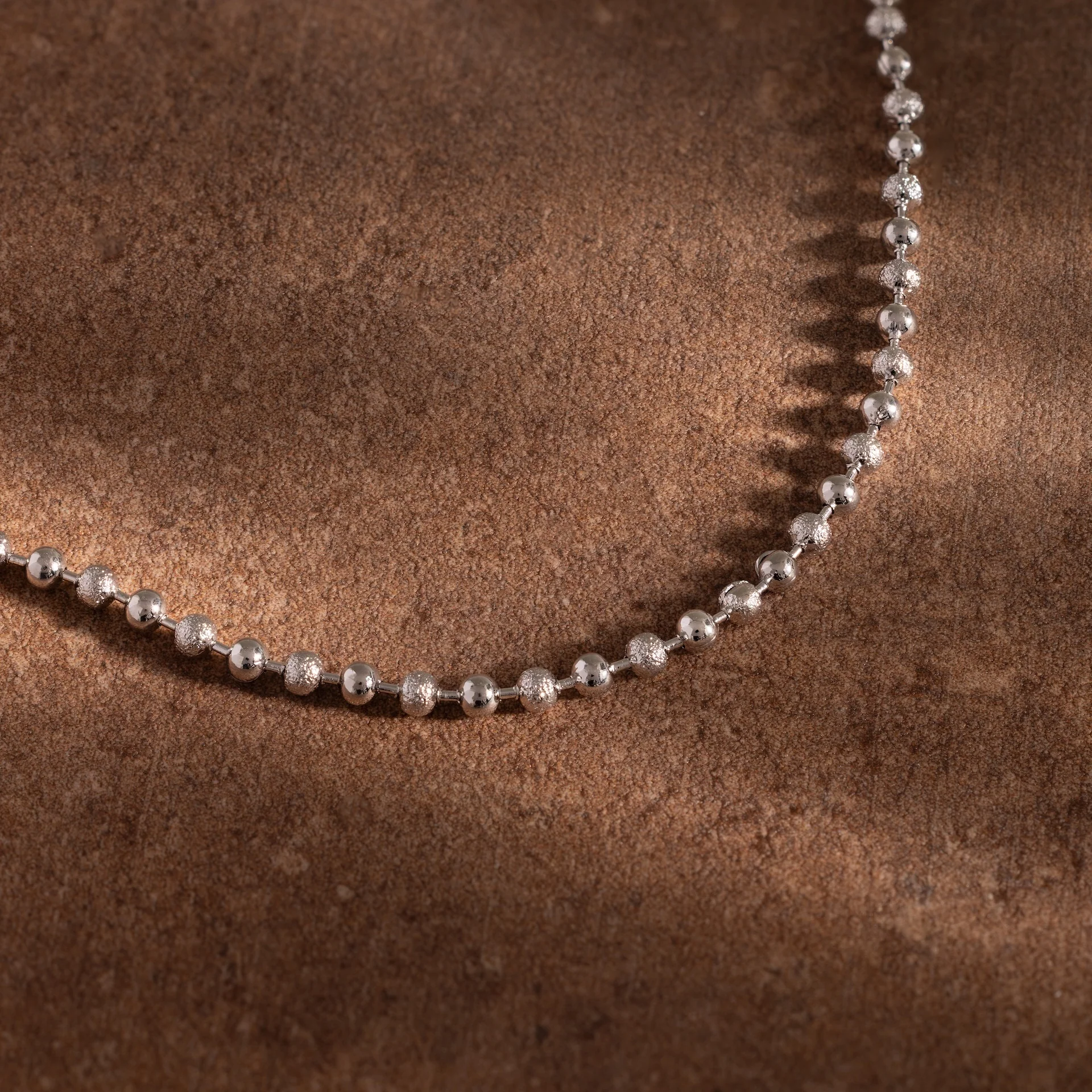 Dune Beaded Bracelet in Silver - Image 5