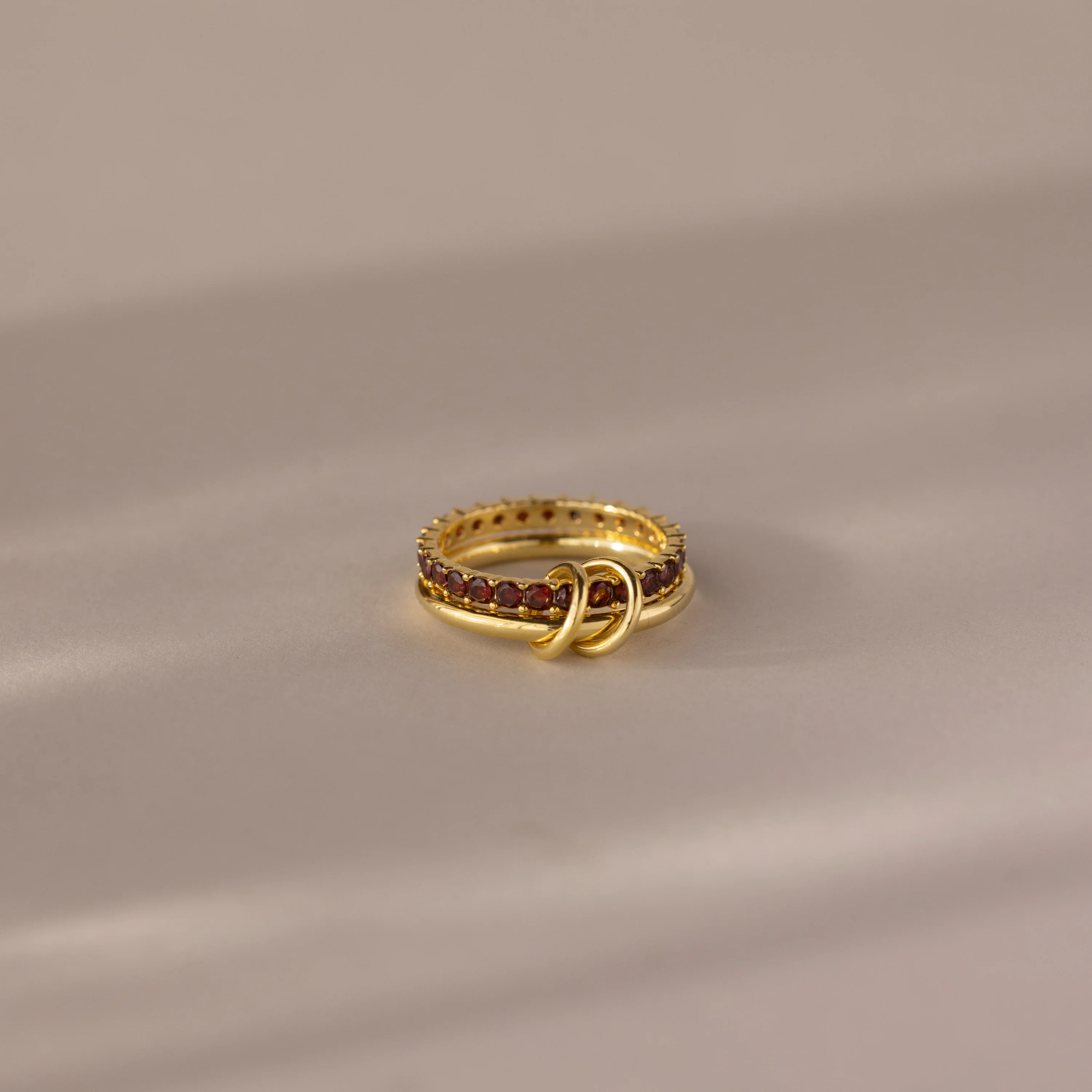 Duo Garnet Tennis Linked Ring Set