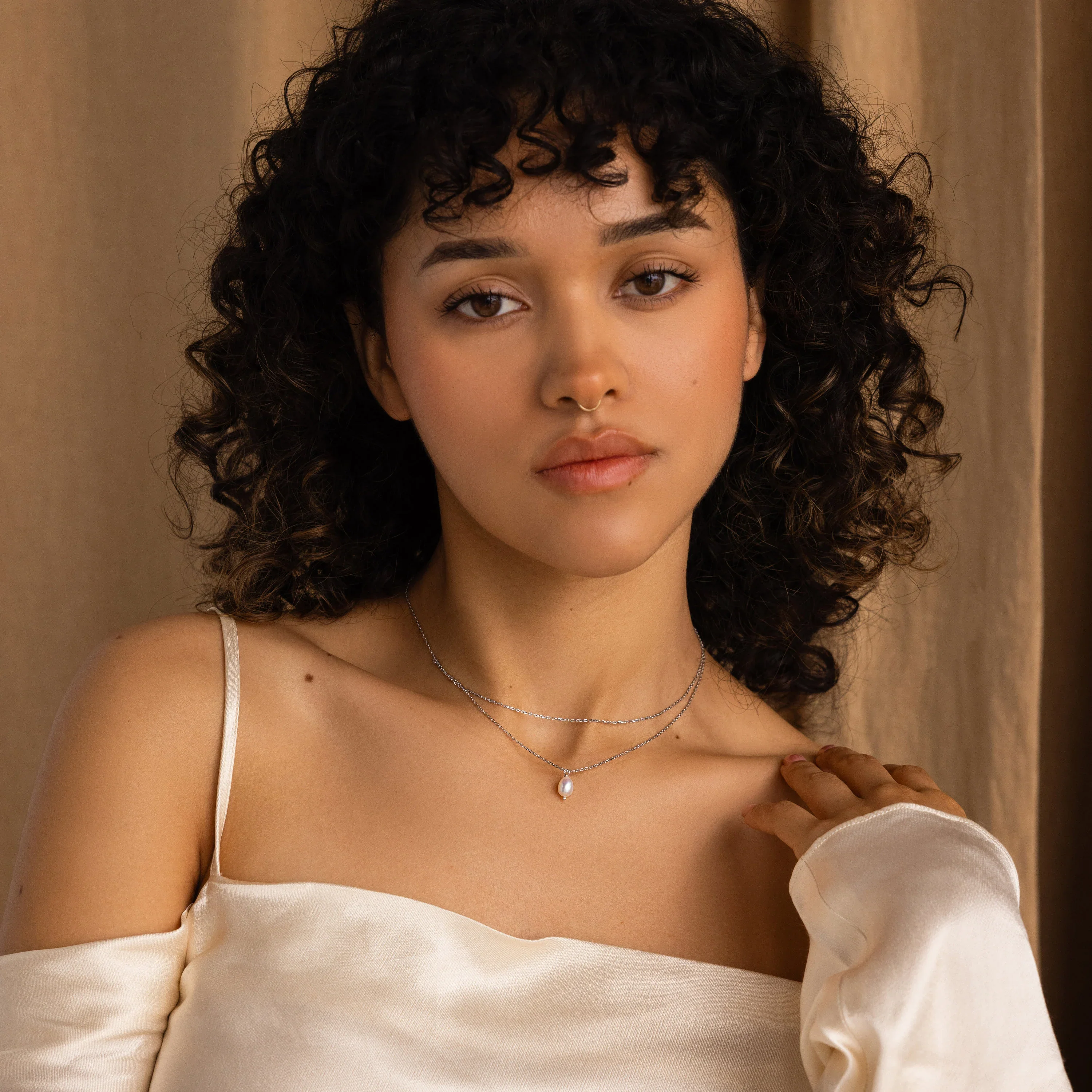 Duo Chain Pearl Necklace - Image 4