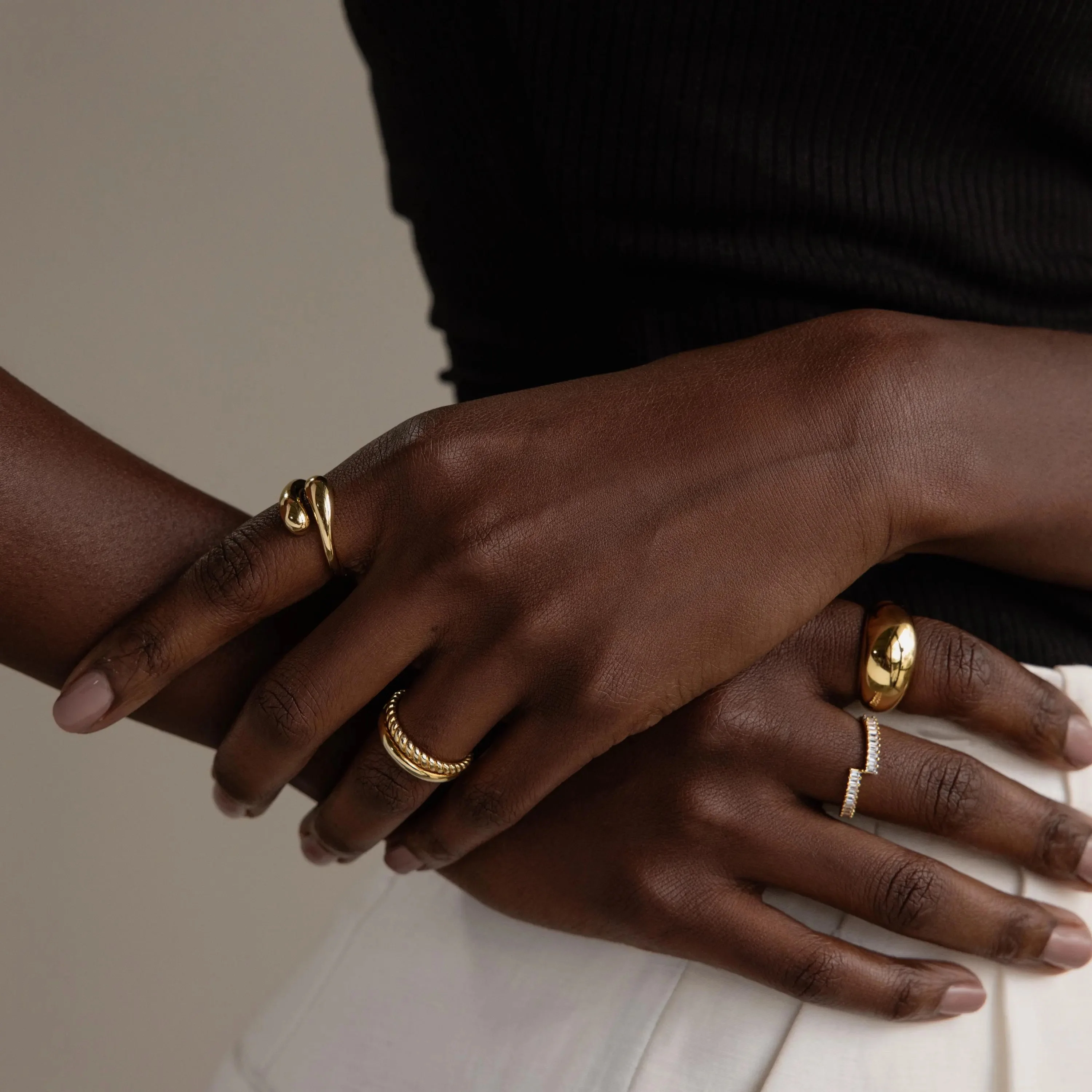 Duo Dome Ring in 18K Gold - Image 6