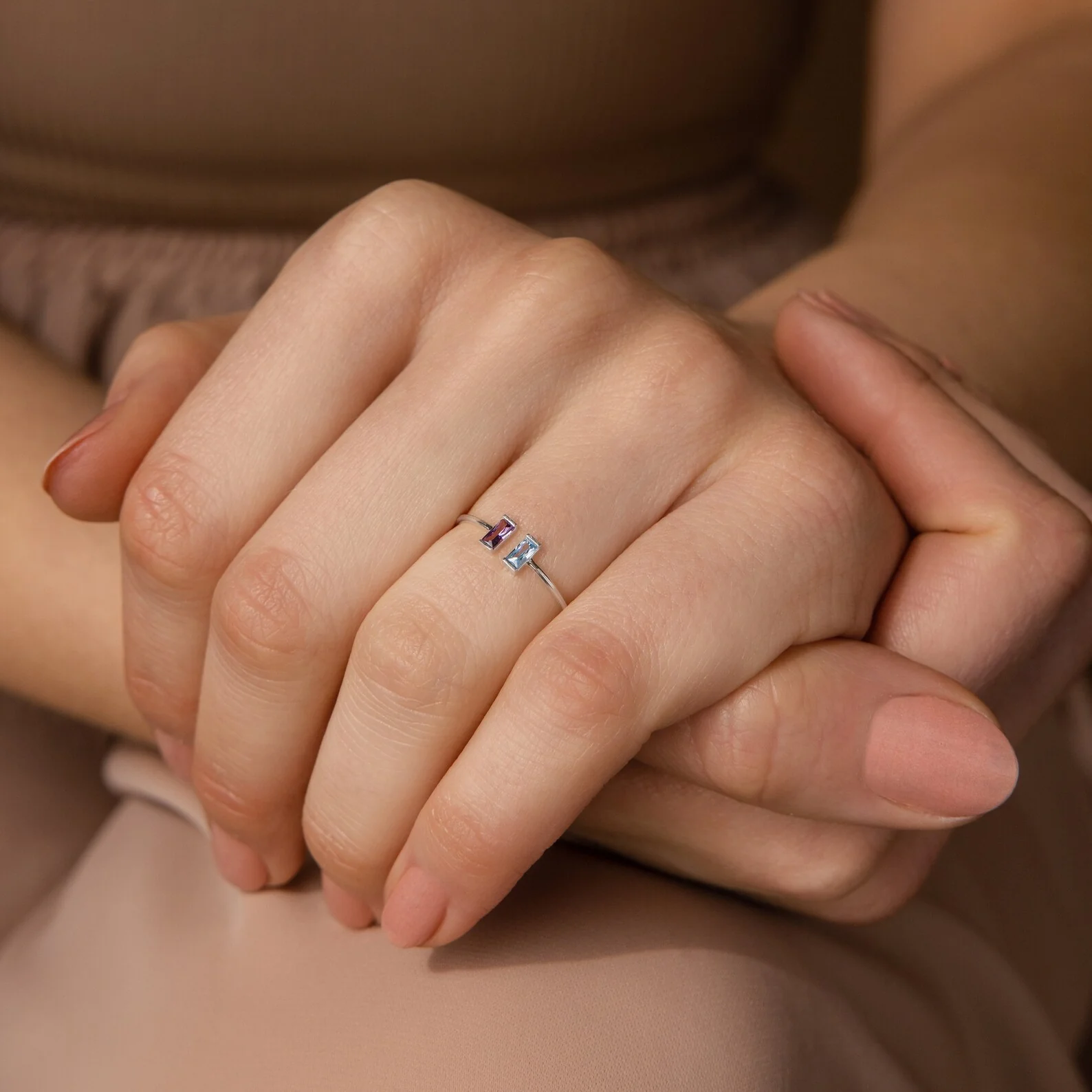 Duo Vertical Baguette Ring - Image 4