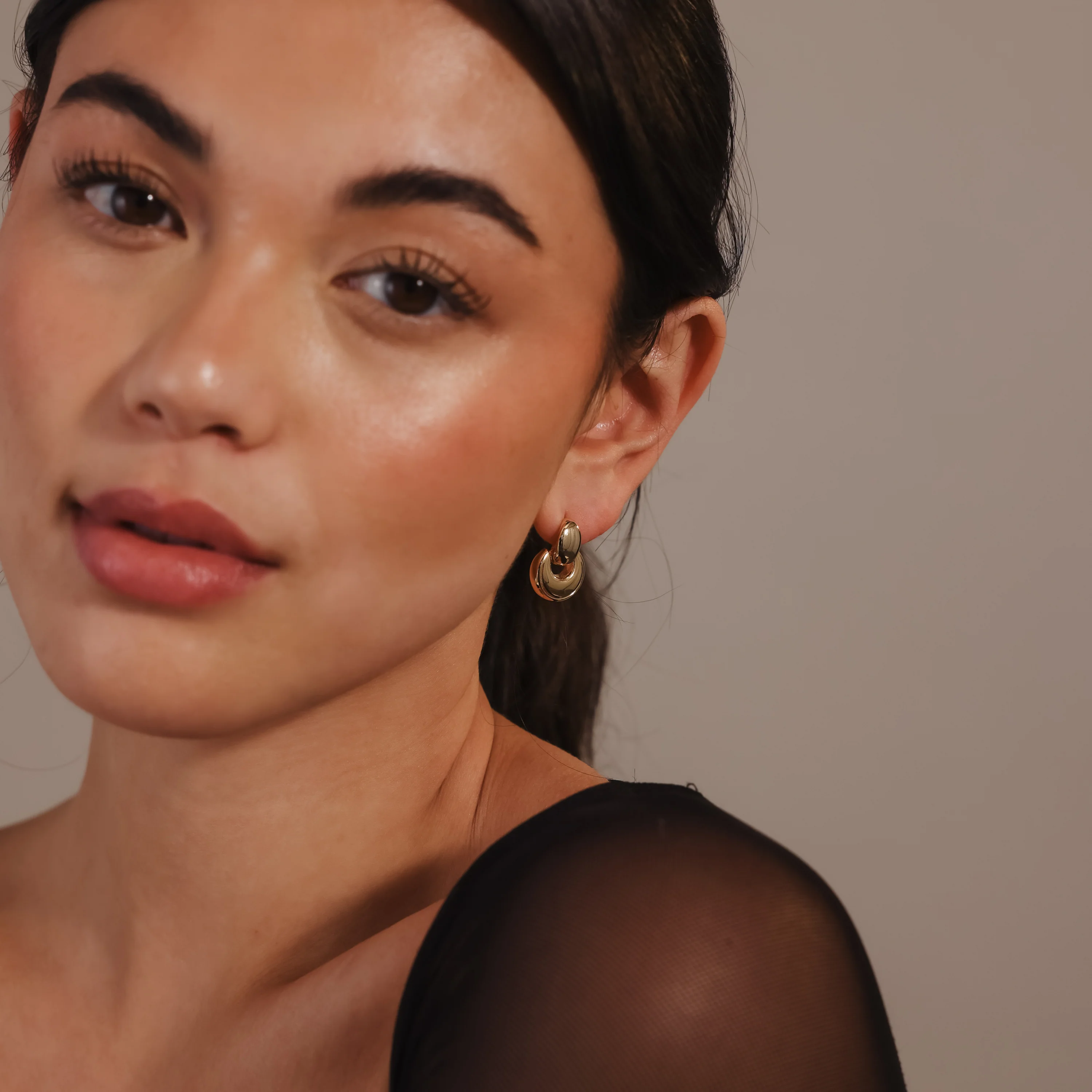 Eclipse Dome Studs in 18K Gold - Image 3