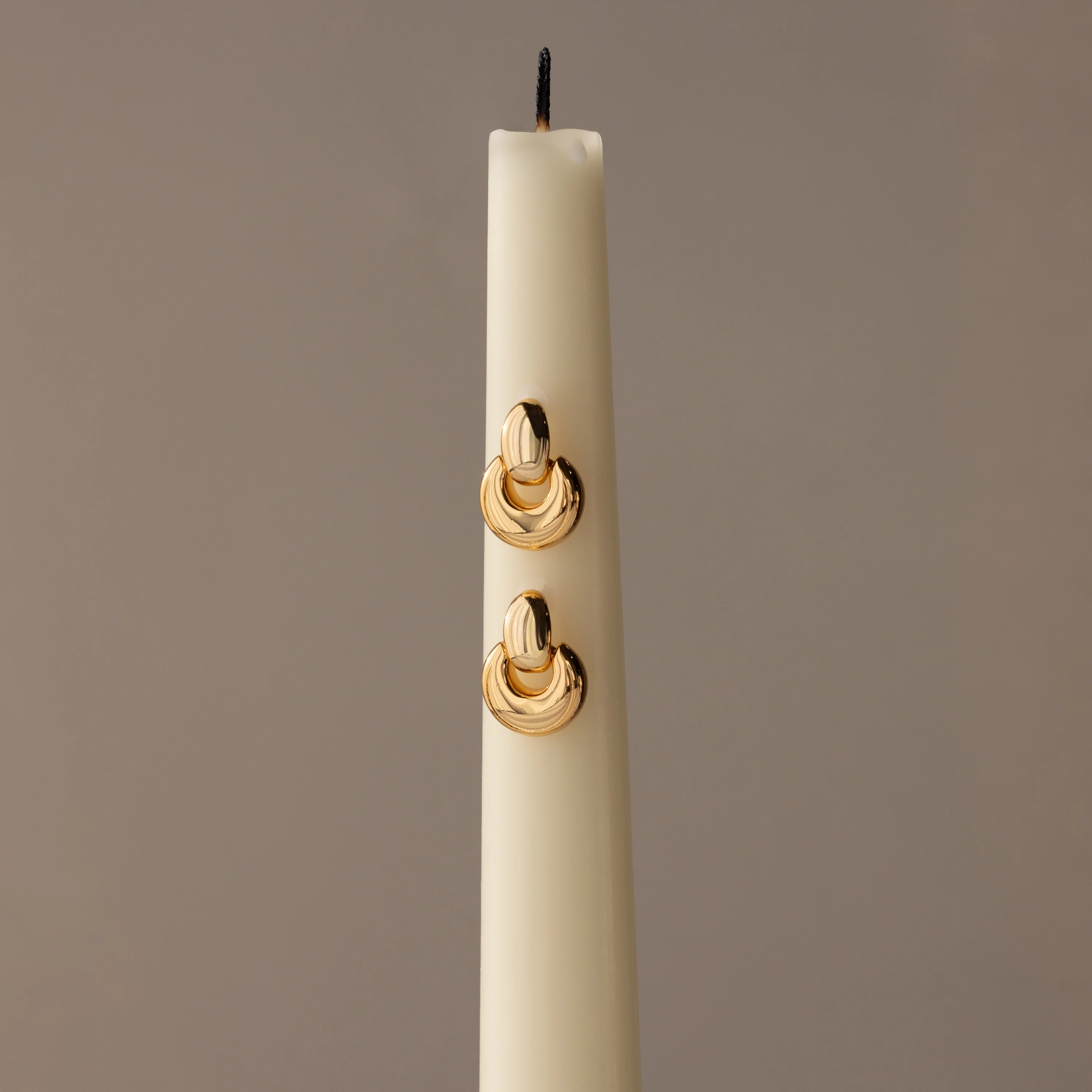 Eclipse Dome Studs in 18K Gold - Image 6