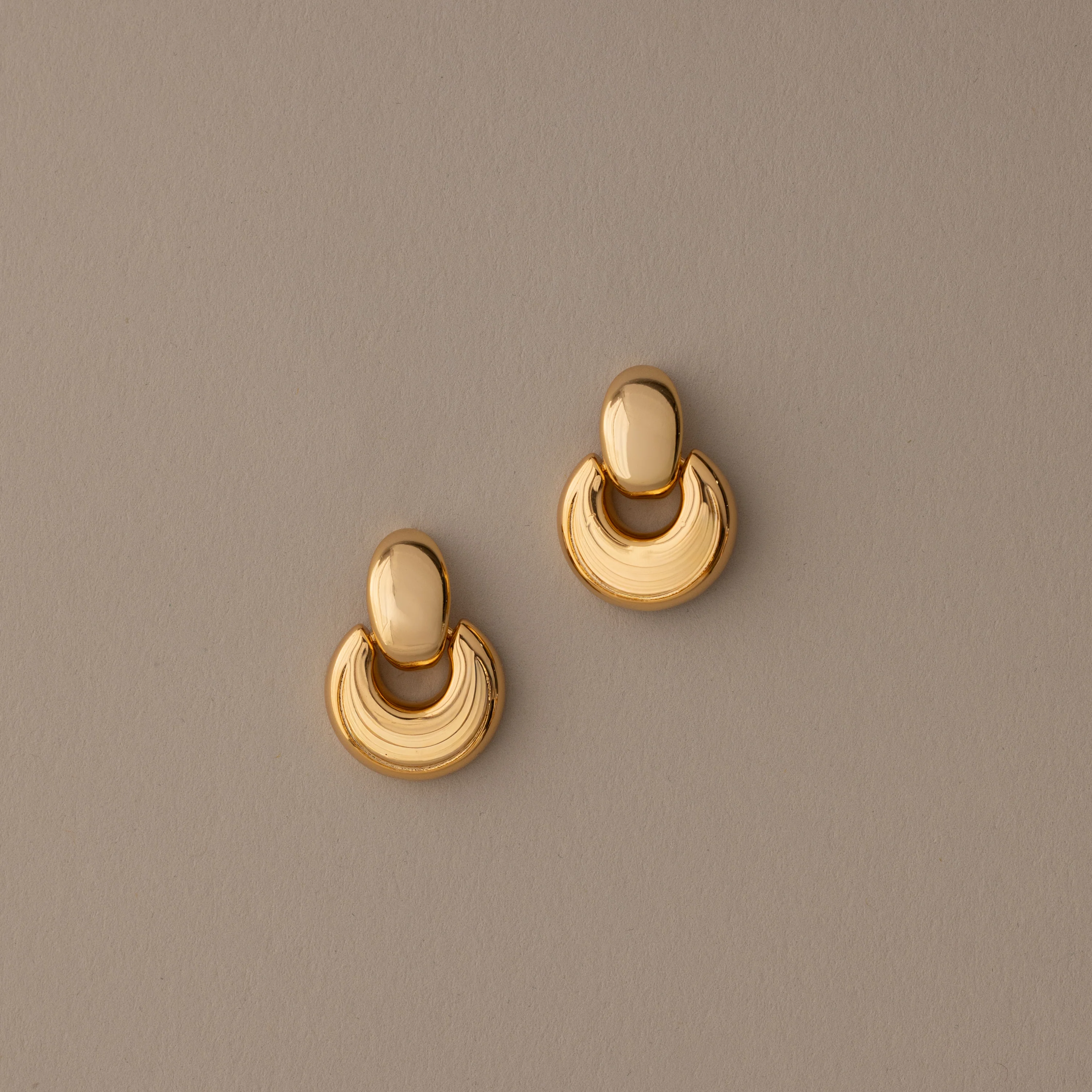 Eclipse Dome Studs in 18K Gold - Image 4