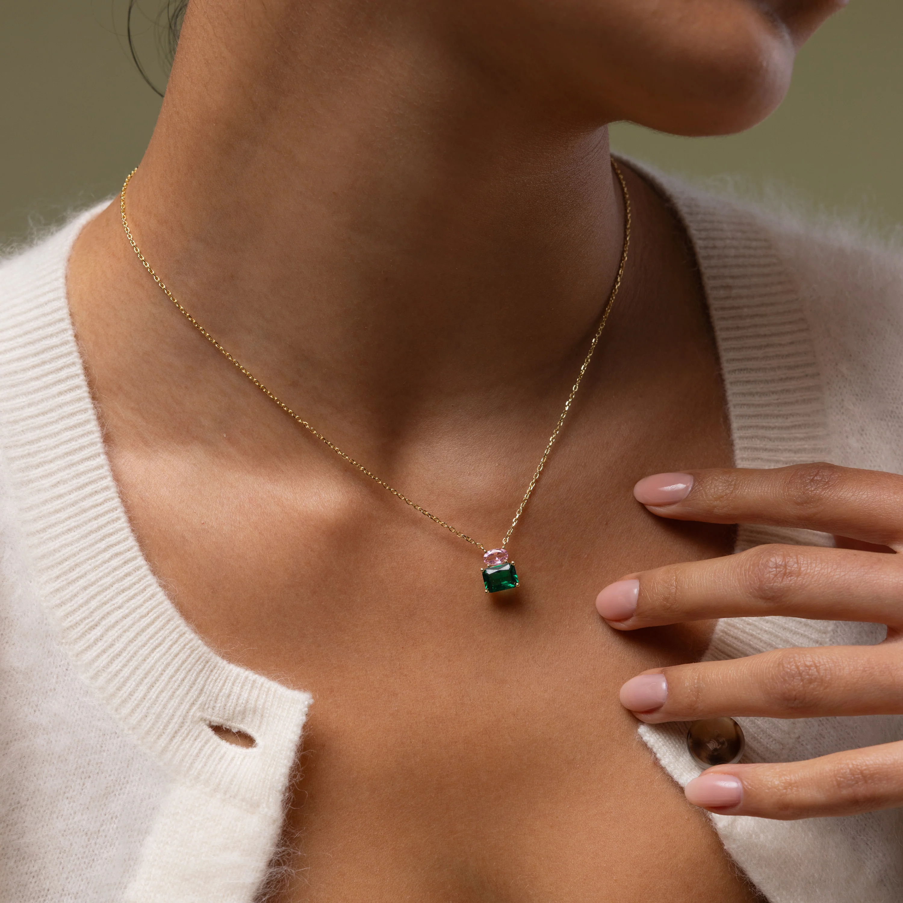Emerald Bloom Necklace - Image 3