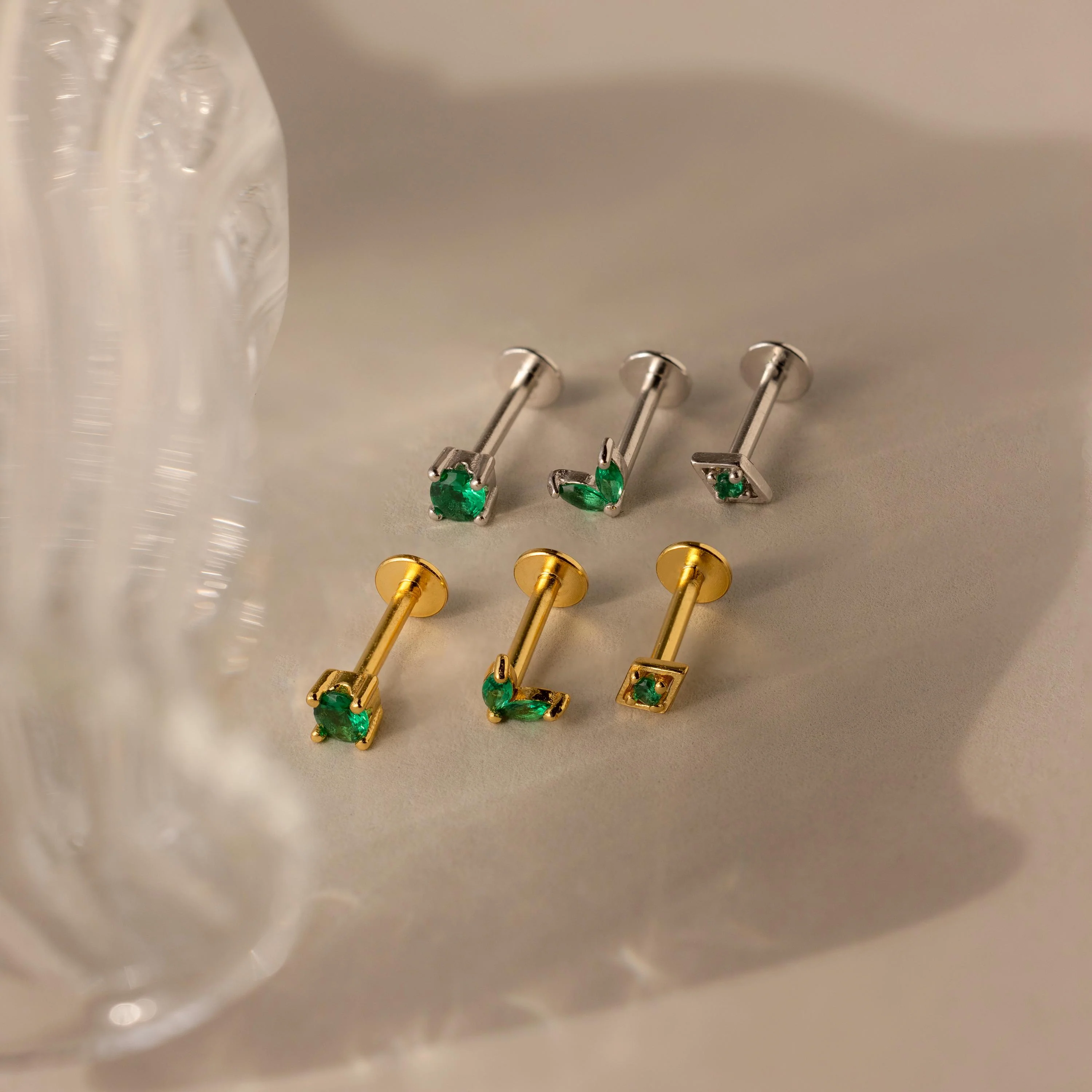 Emerald Flat Back Earring Set - Image 7