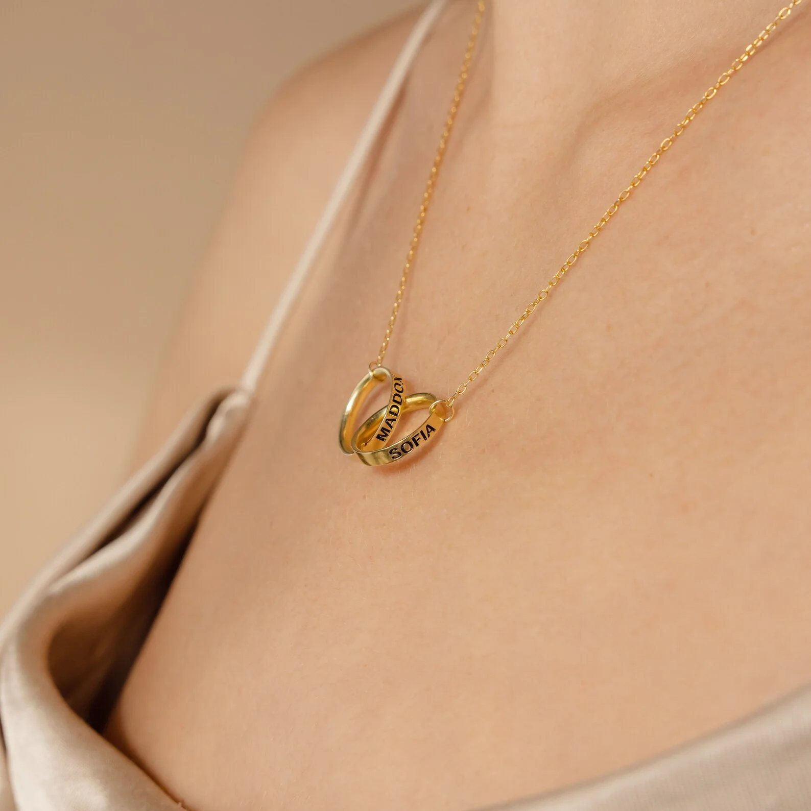 Engraved Interlocking Necklace - Image 2