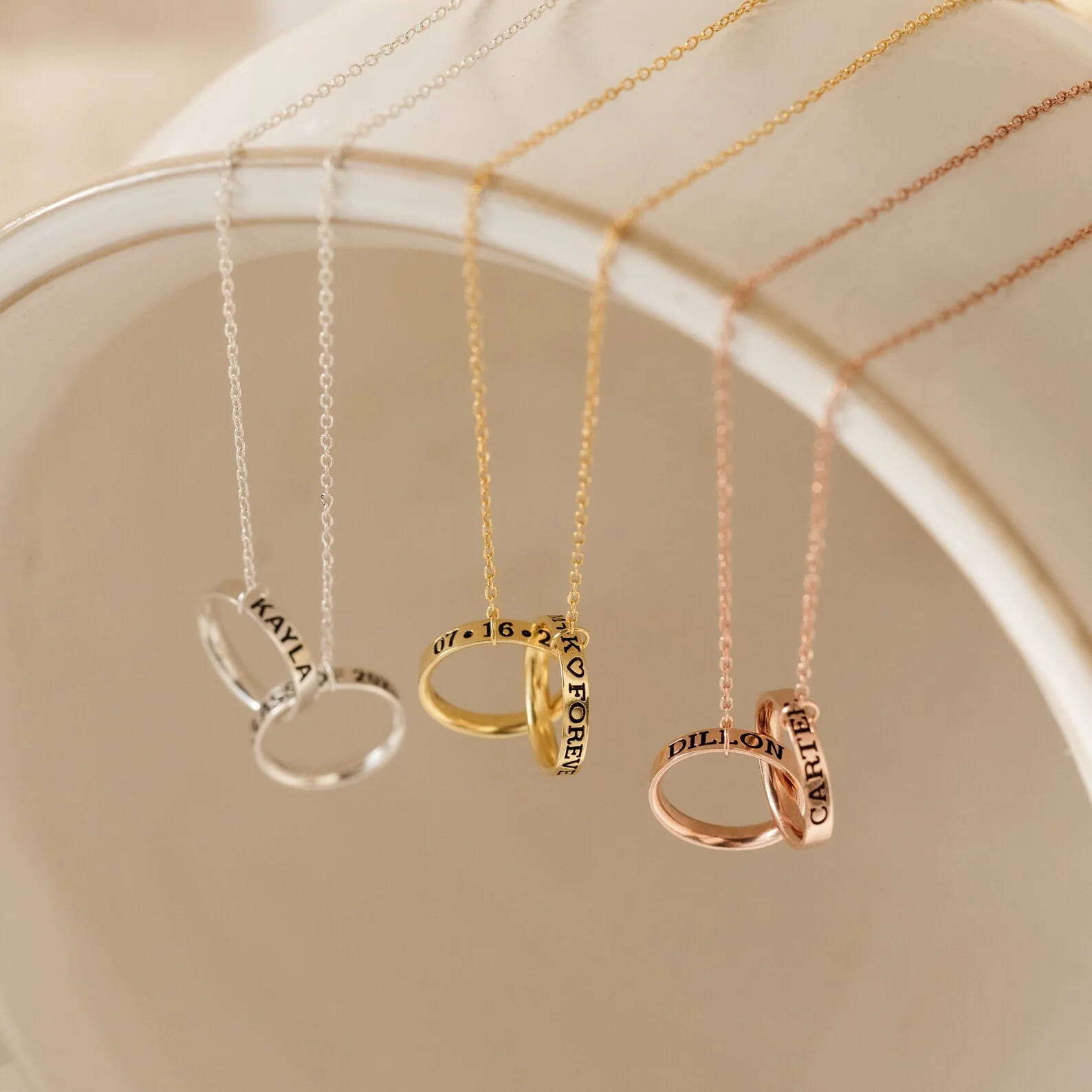 Engraved Interlocking Necklace - Image 5