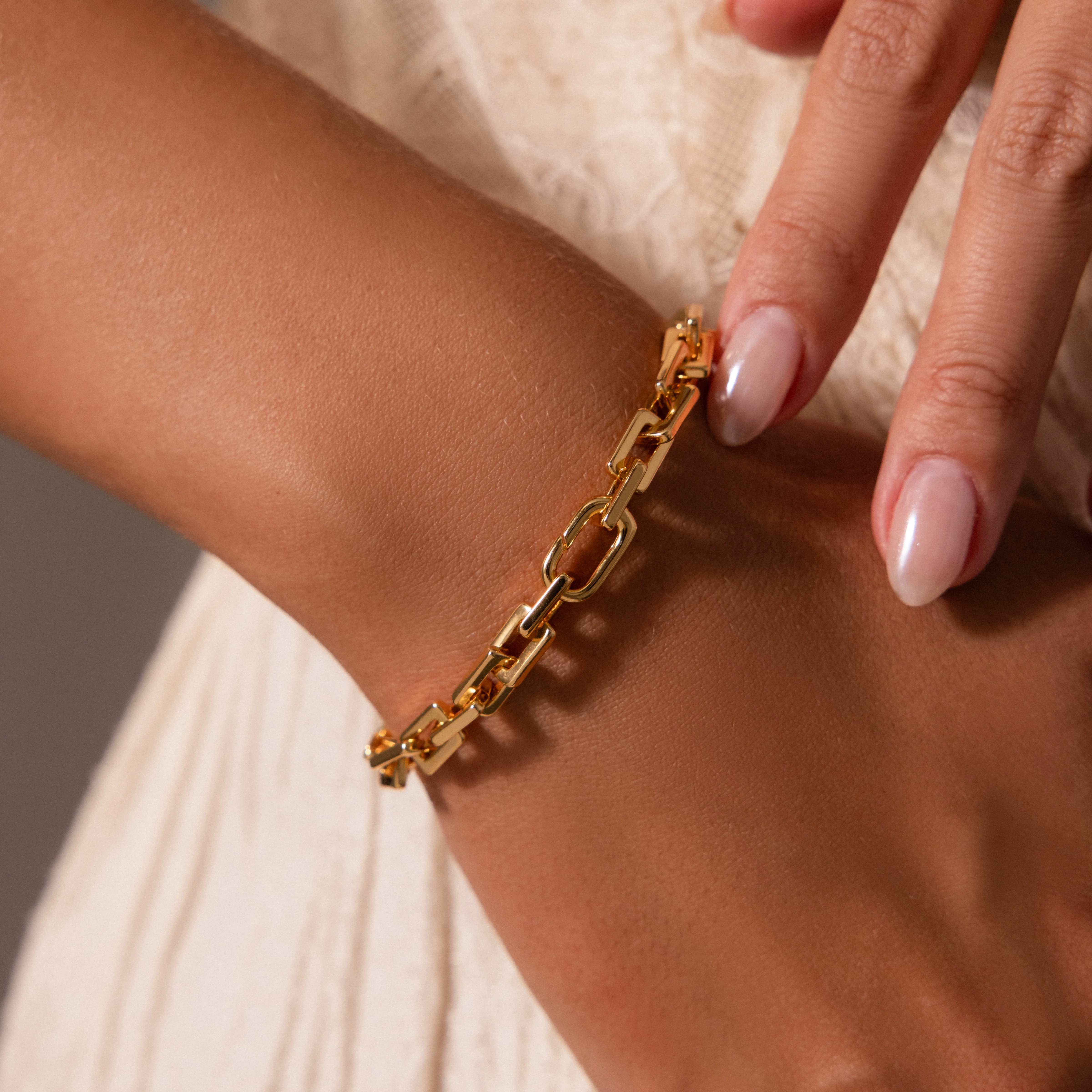 Eternal Link Bracelet - Image 3
