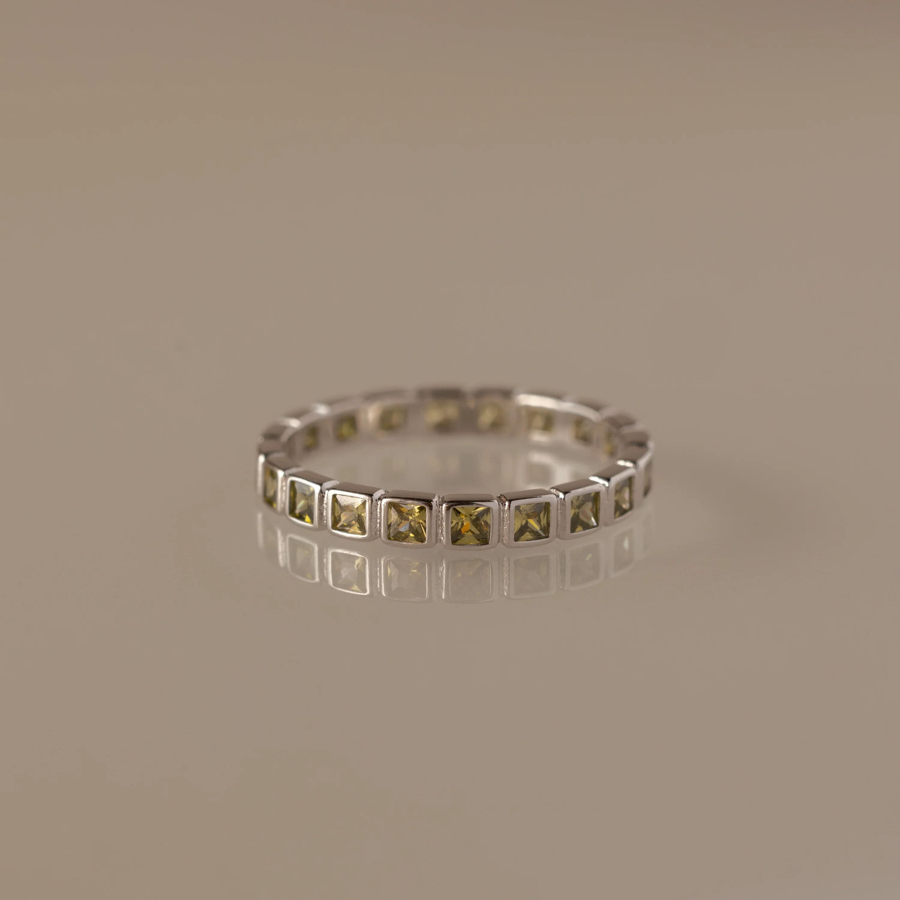 Eternity Bezel Peridot Ring - Image 3