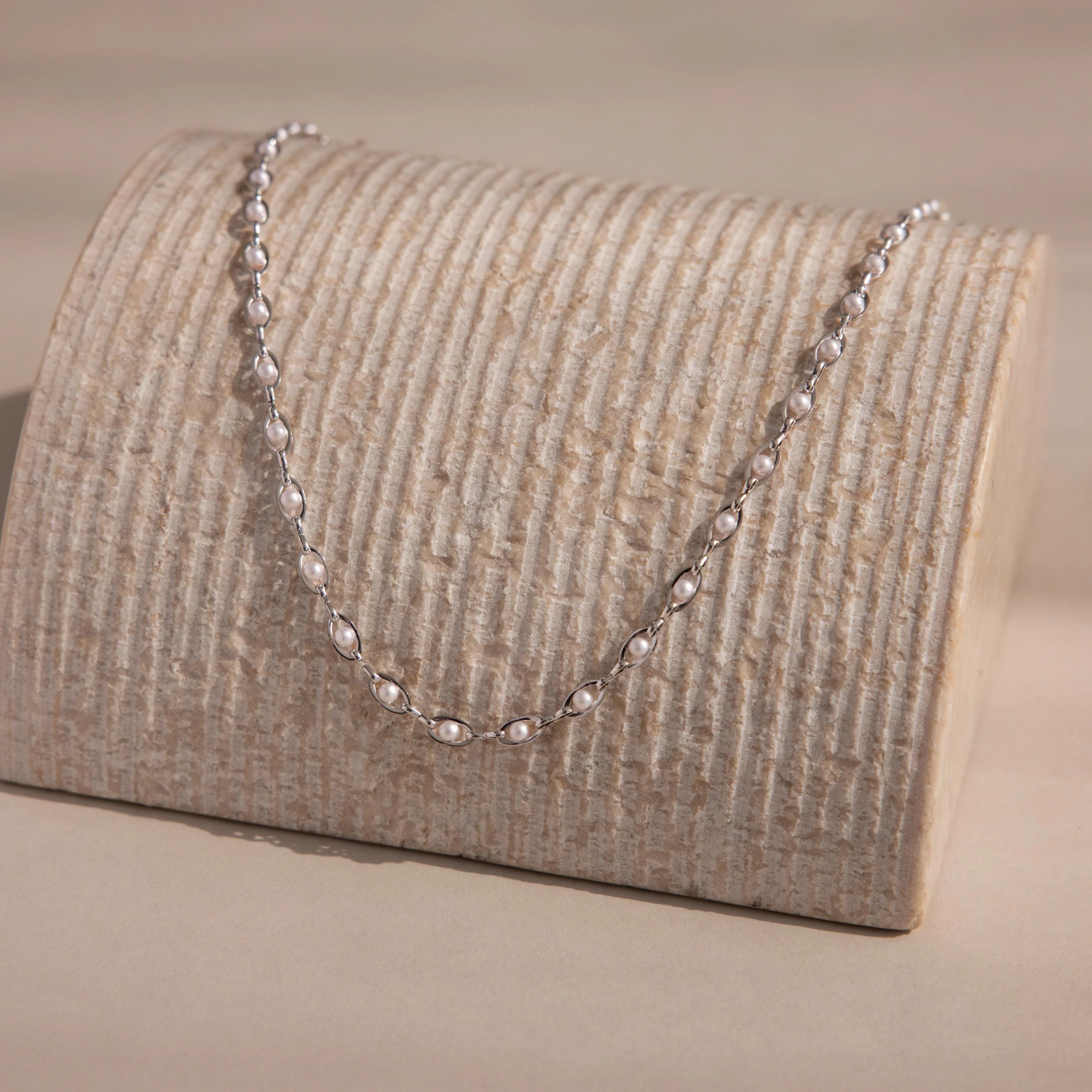 Eternity Pearl Choker Necklace in Silver - Image 3