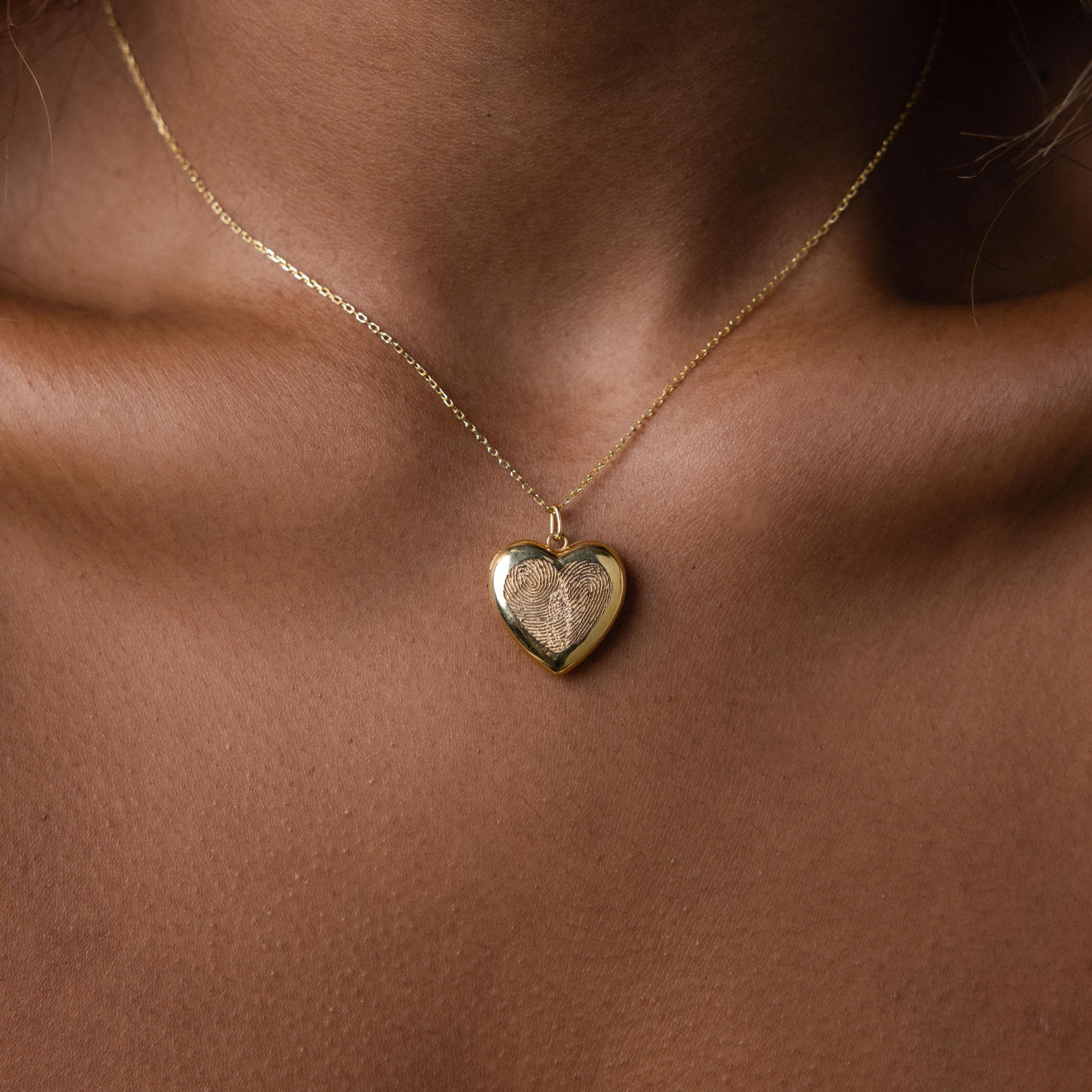Fingerprint Heart Locket Necklace in 18K Gold - Image 2