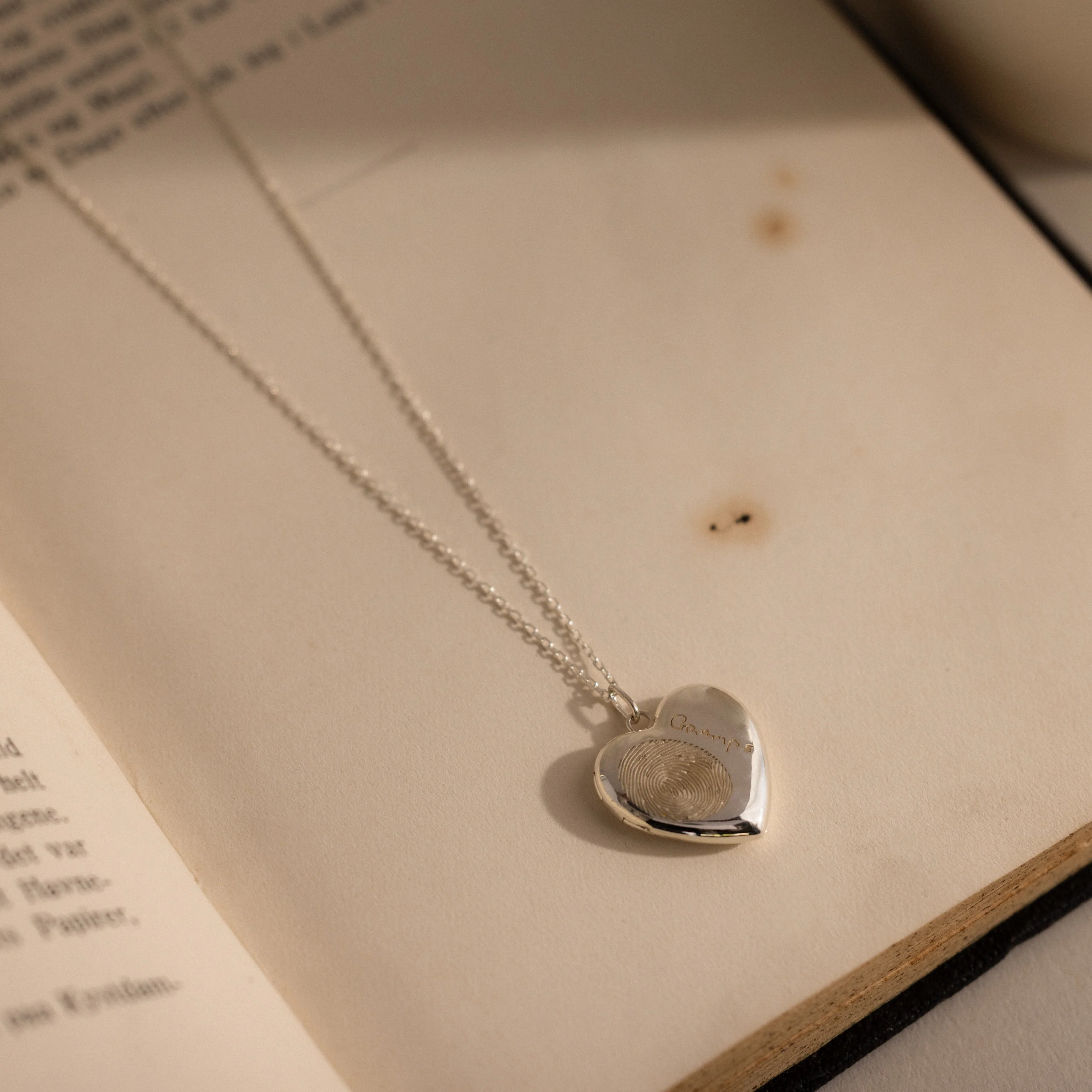 Fingerprint Heart Locket Necklace - Image 4